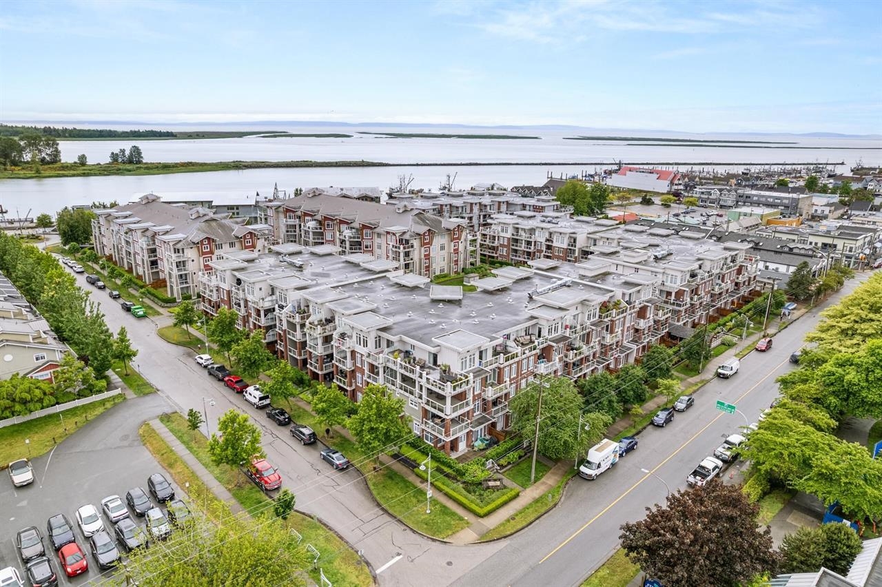 210 4280 MONCTON STREET, R3050927, BC,