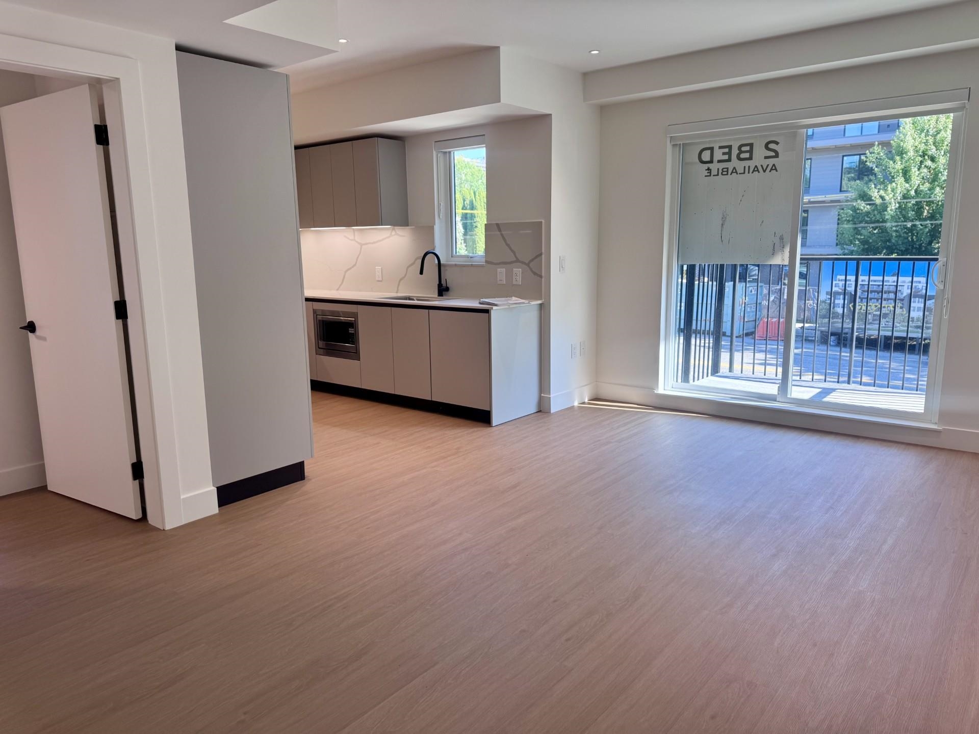 203 2235 BROADWAY, R3050953, BC,