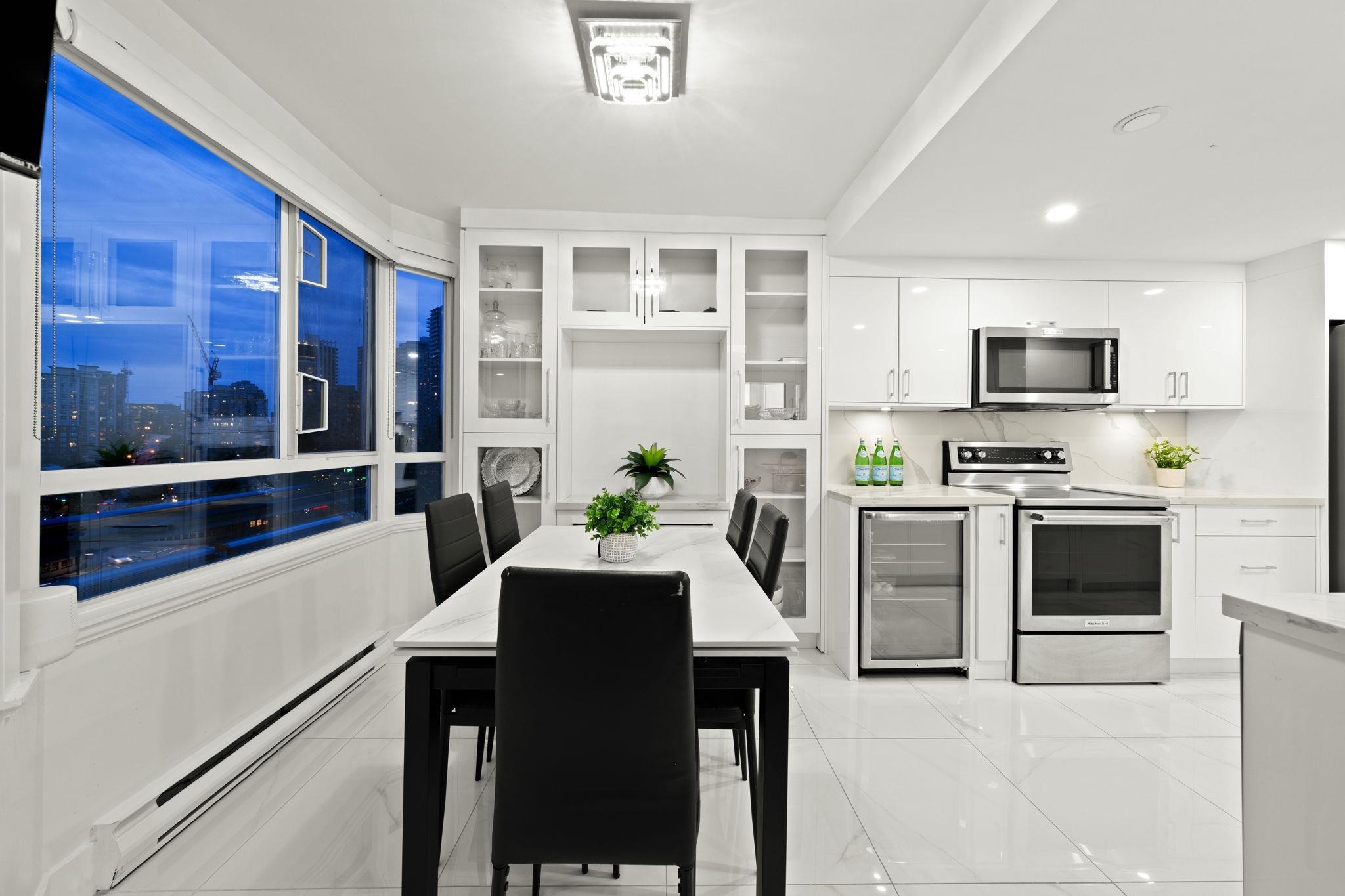 905 1185 QUAYSIDE DRIVE, R3050985, BC,