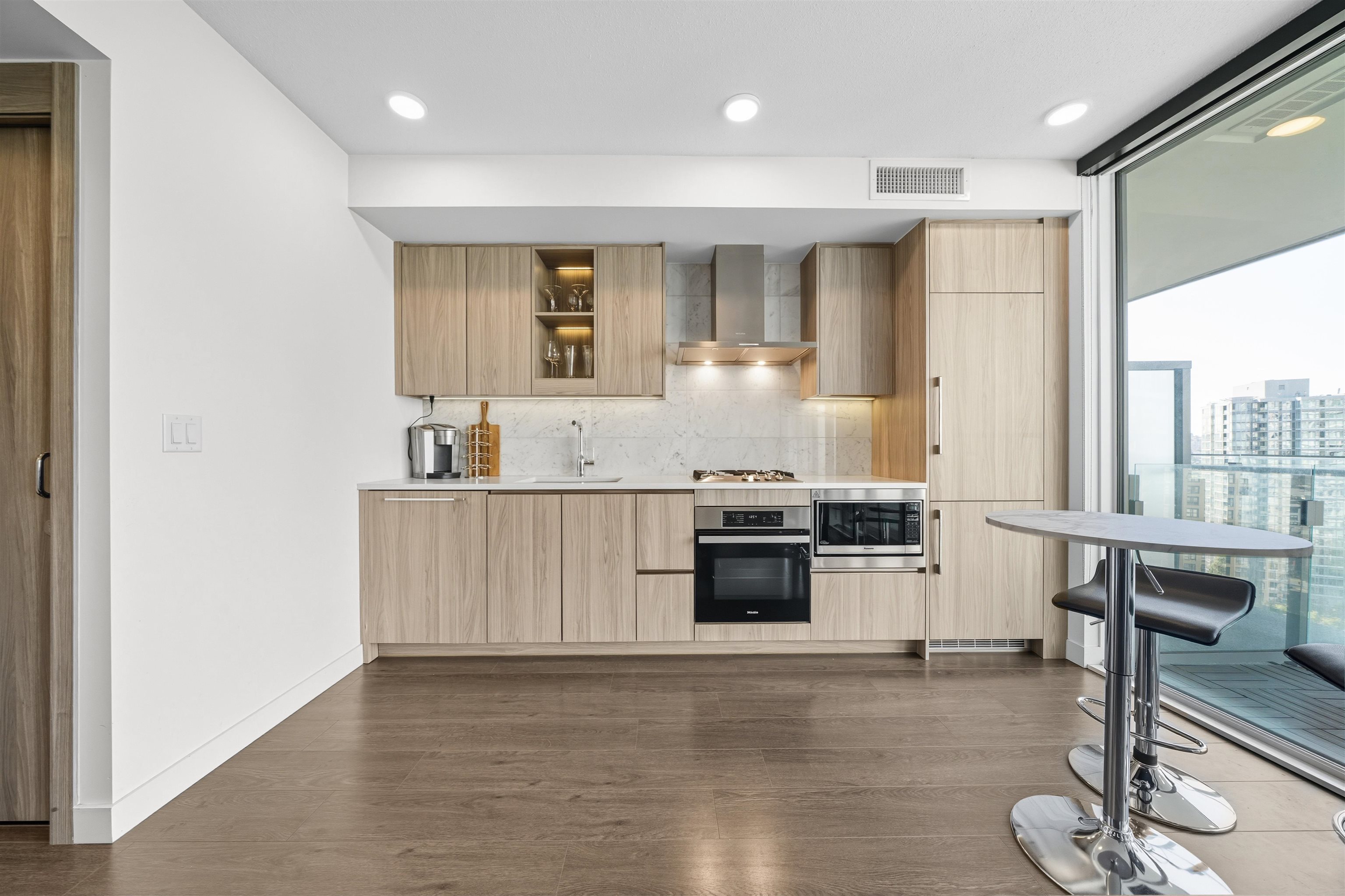 1804 89 NELSON STREET, R3051048, BC,