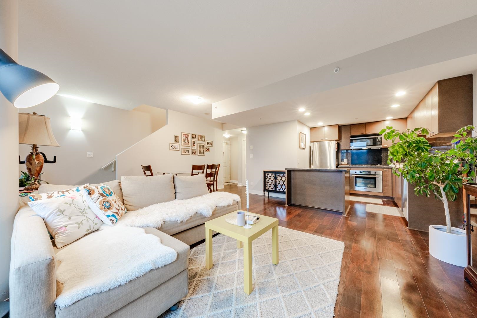 1805 6333 KATSURA STREET, R3051069, BC,