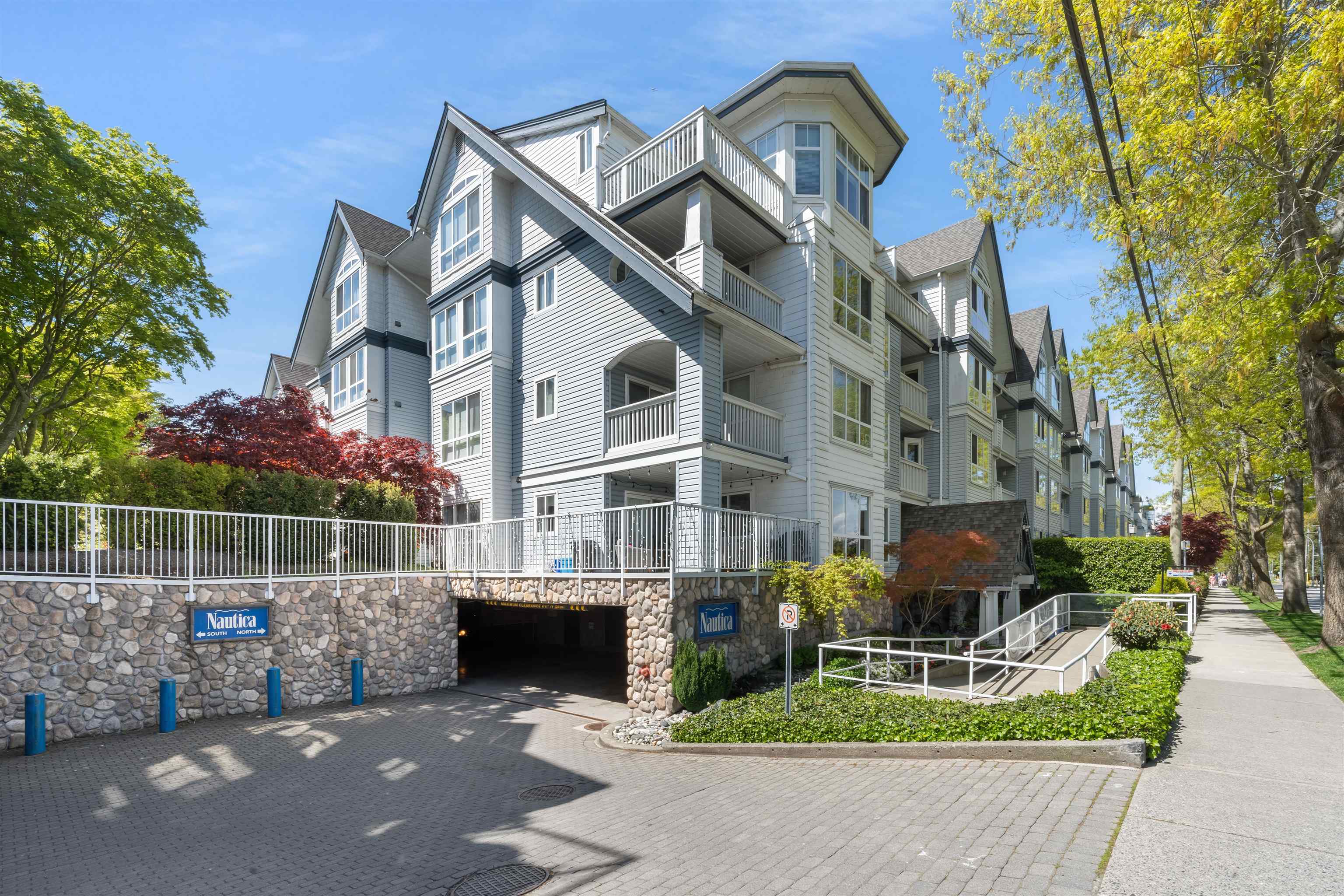 104 12633 NO 2 ROAD, R3051070, BC,