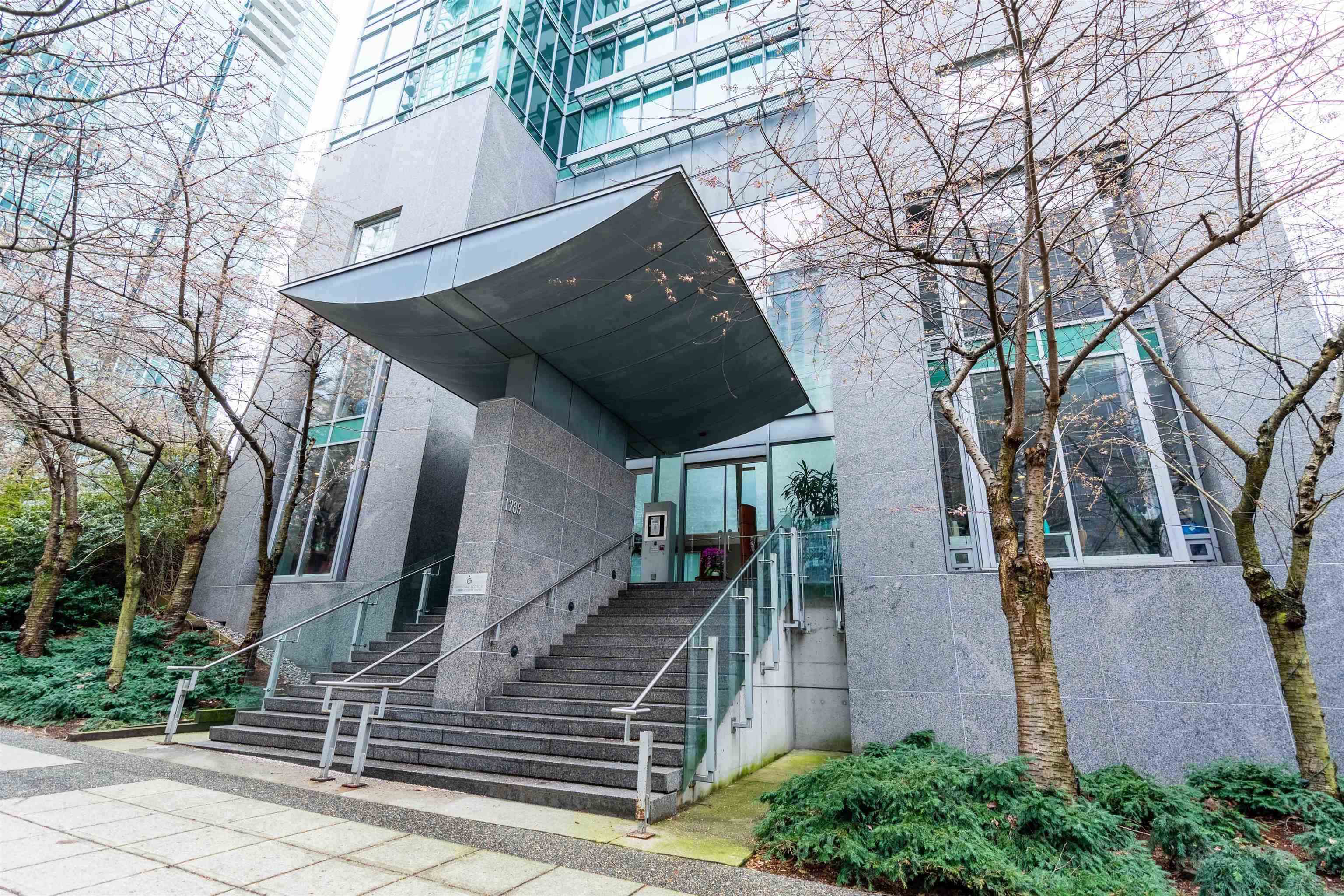 2504 1288 GEORGIA STREET, R3051087, BC,