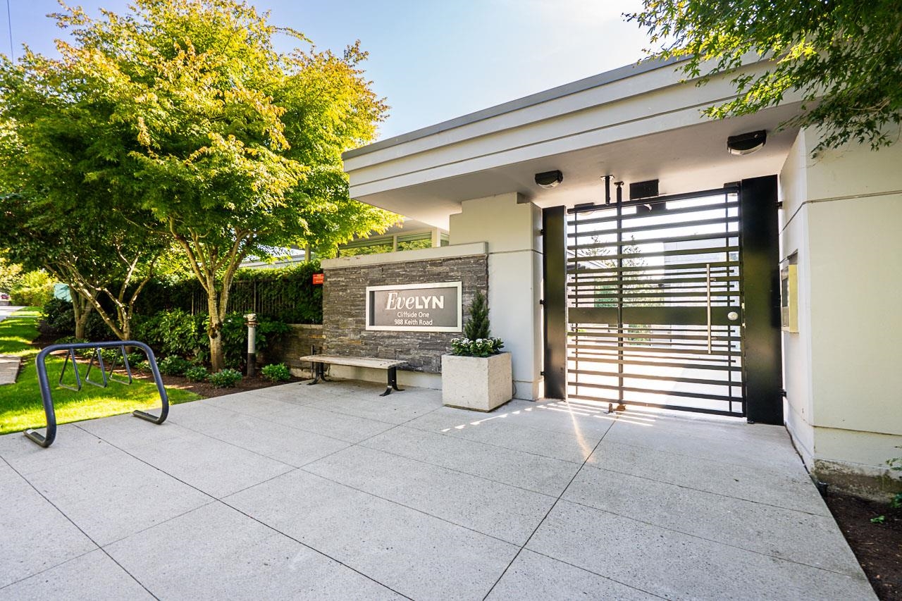 101 988 KEITH ROAD, R3051132, BC,