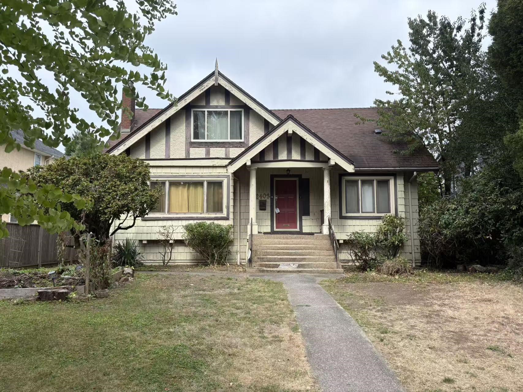 2403 W 34TH AVENUE, Vancouver BC V6M 1G8, R3051140, BC,