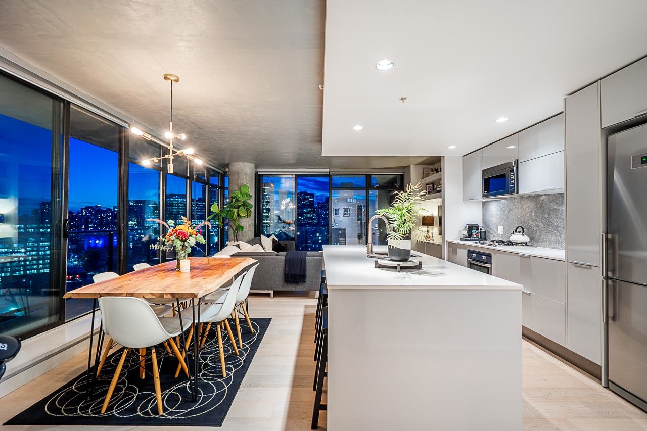 2305 108 CORDOVA STREET, R3051194, BC,