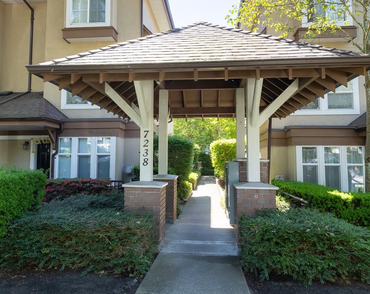 30 7238 18TH AVENUE, R3051222, BC,
