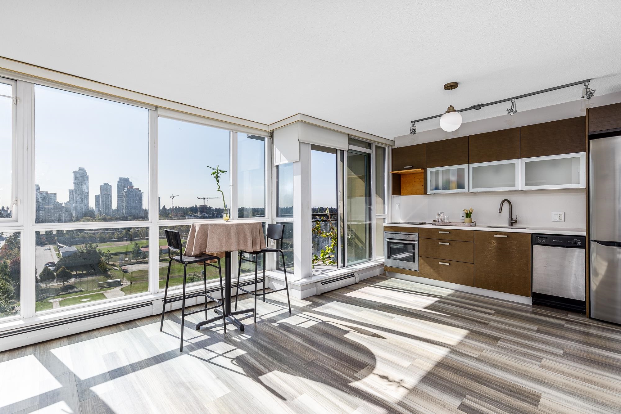 1603 10777 UNIVERSITY DRIVE, R3051235, BC,