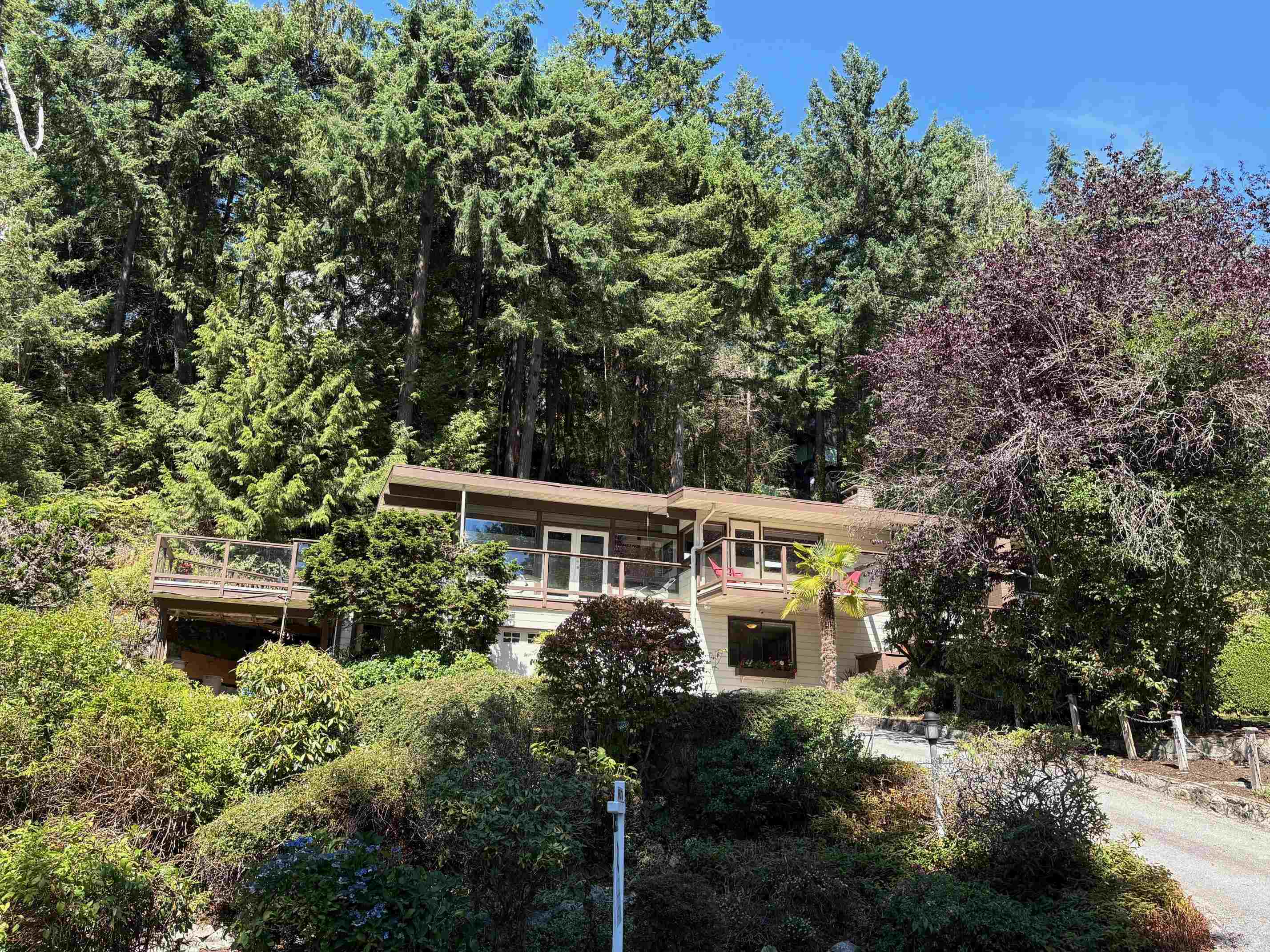 5651 WESTHAVEN ROAD, West Vancouver BC V7W 1T5, R3051285, BC,