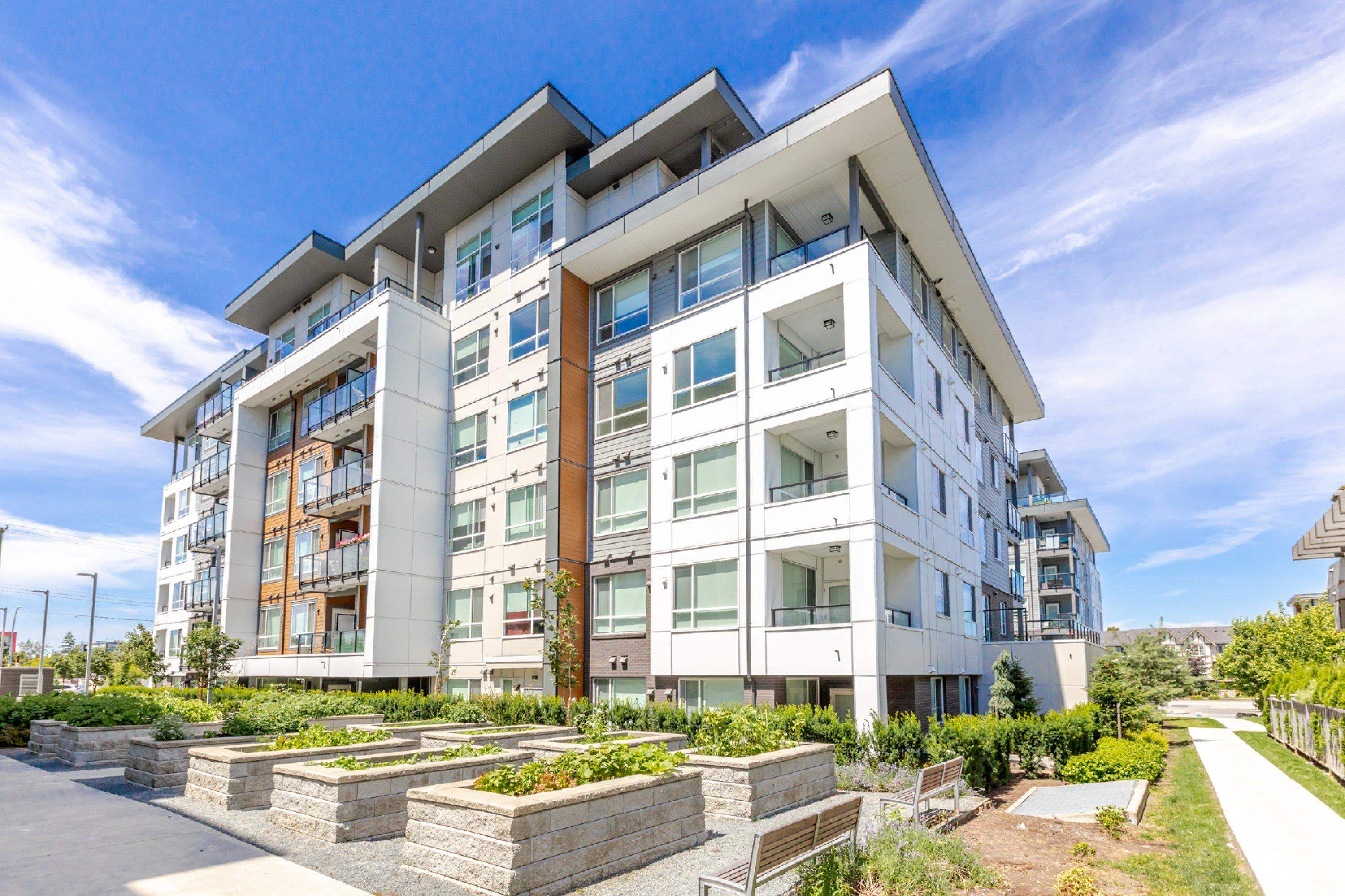 B403 20834 80 AVENUE, R3051368, BC,