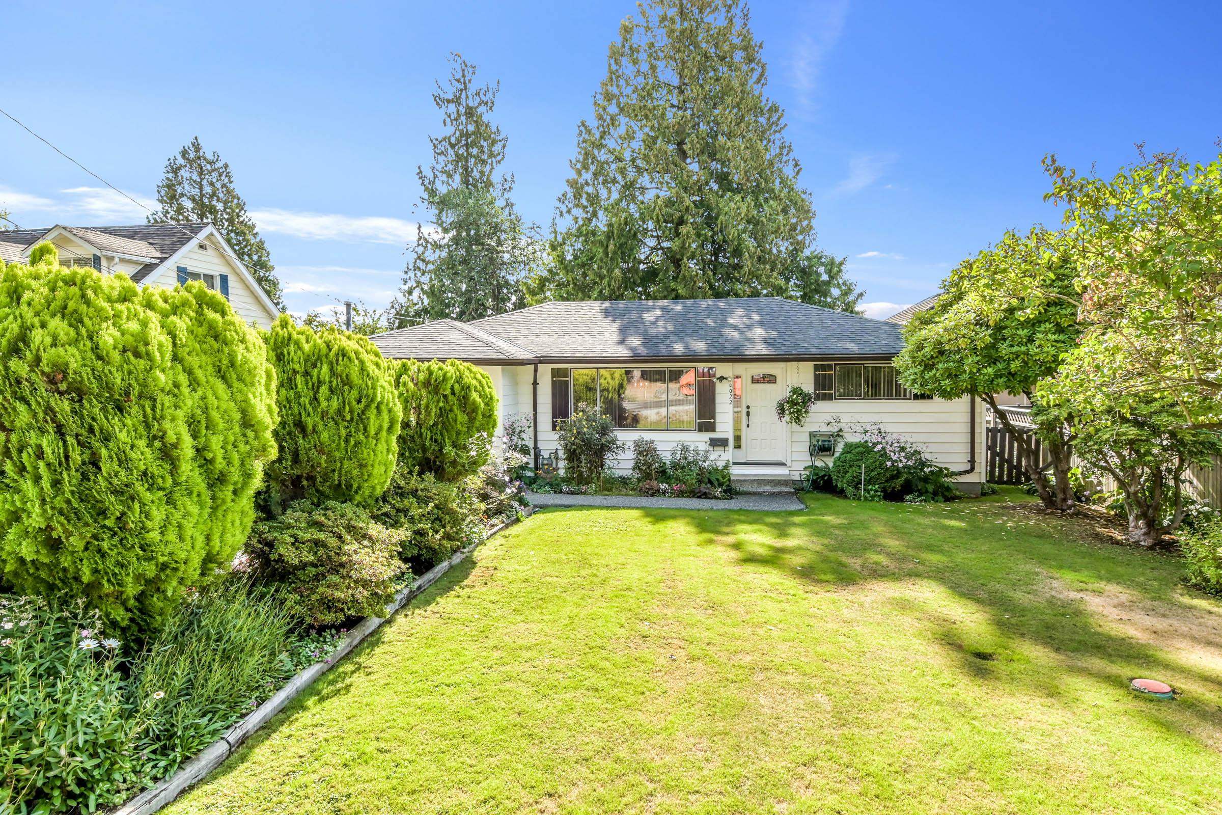 14022 92 AVENUE, Surrey BC V3V 1J5, R3051402, BC,