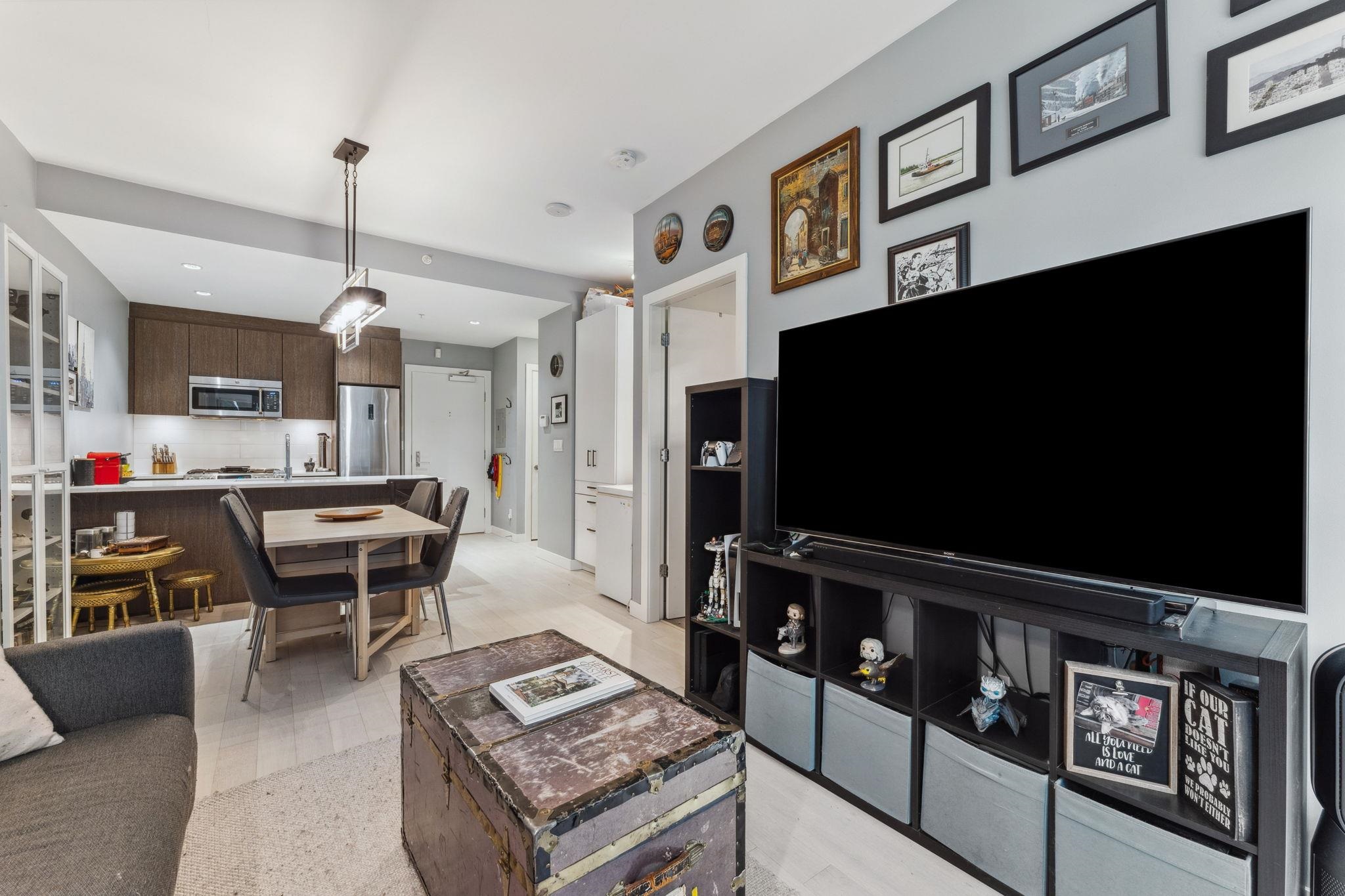 002 9060 UNIVERSITY CRESCENT, R3051434, BC,