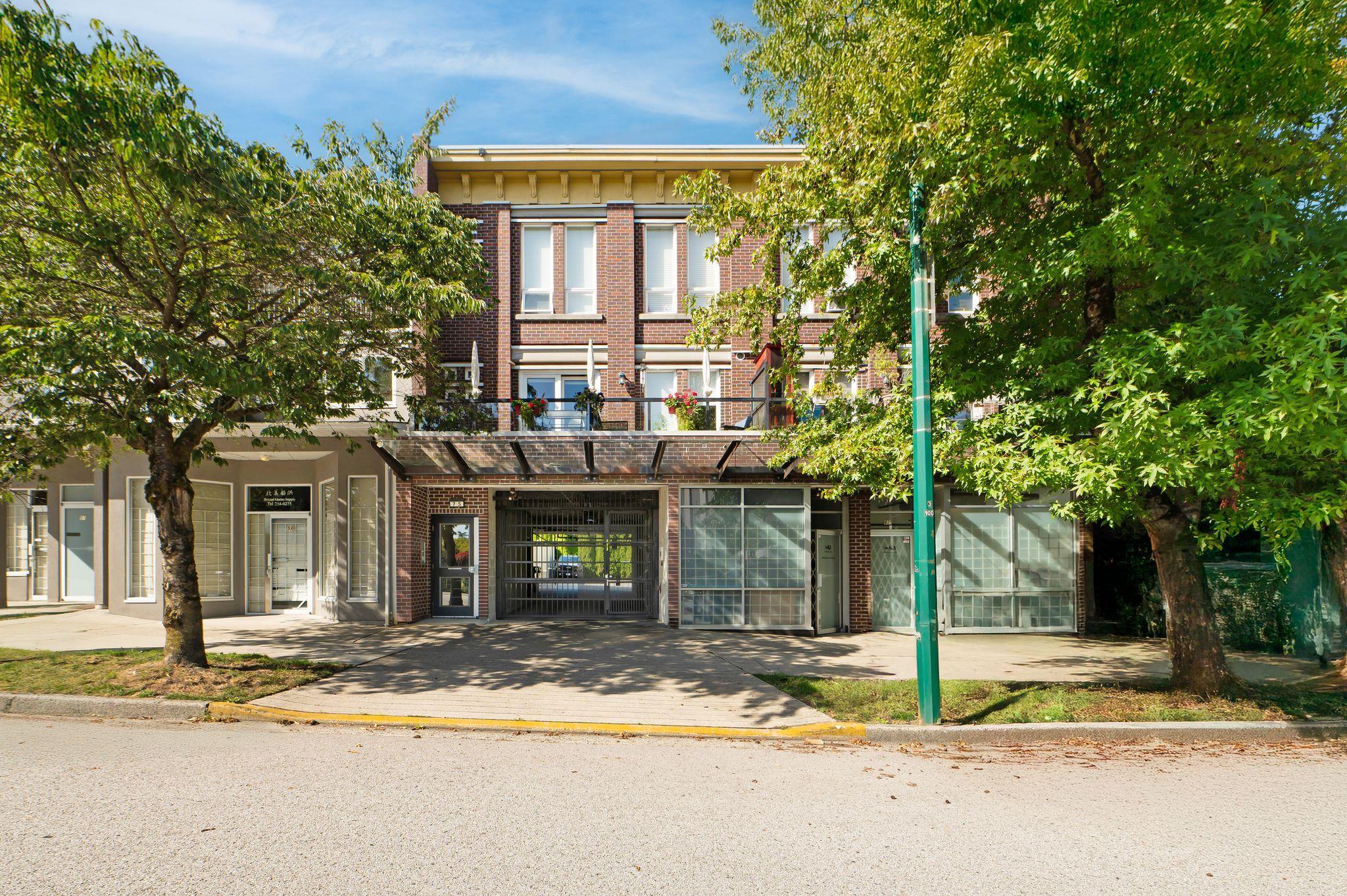 201 75 RENFREW STREET, R3051450, BC,