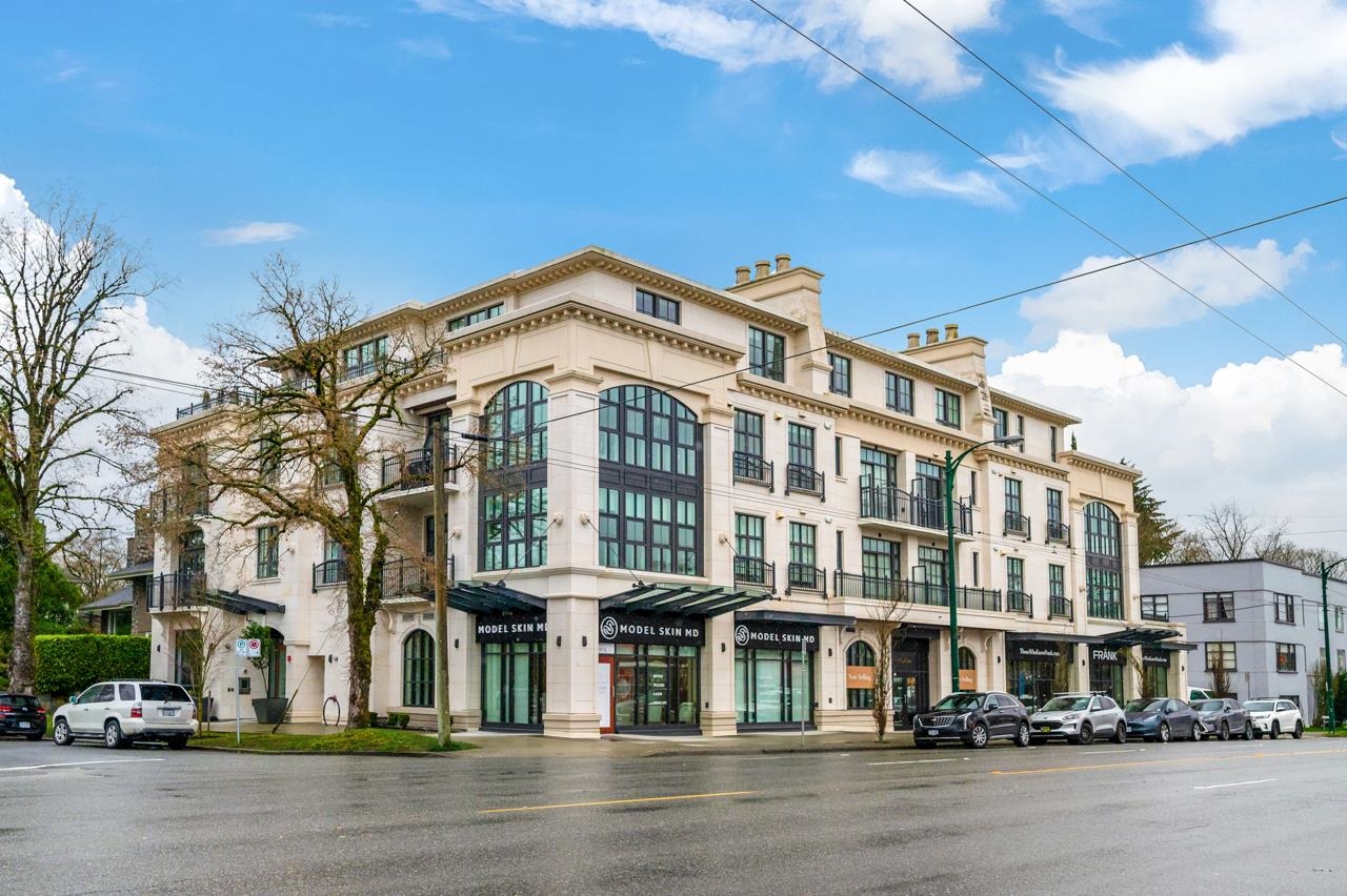 204 1009 LAURIER AVENUE, R3051528, BC,