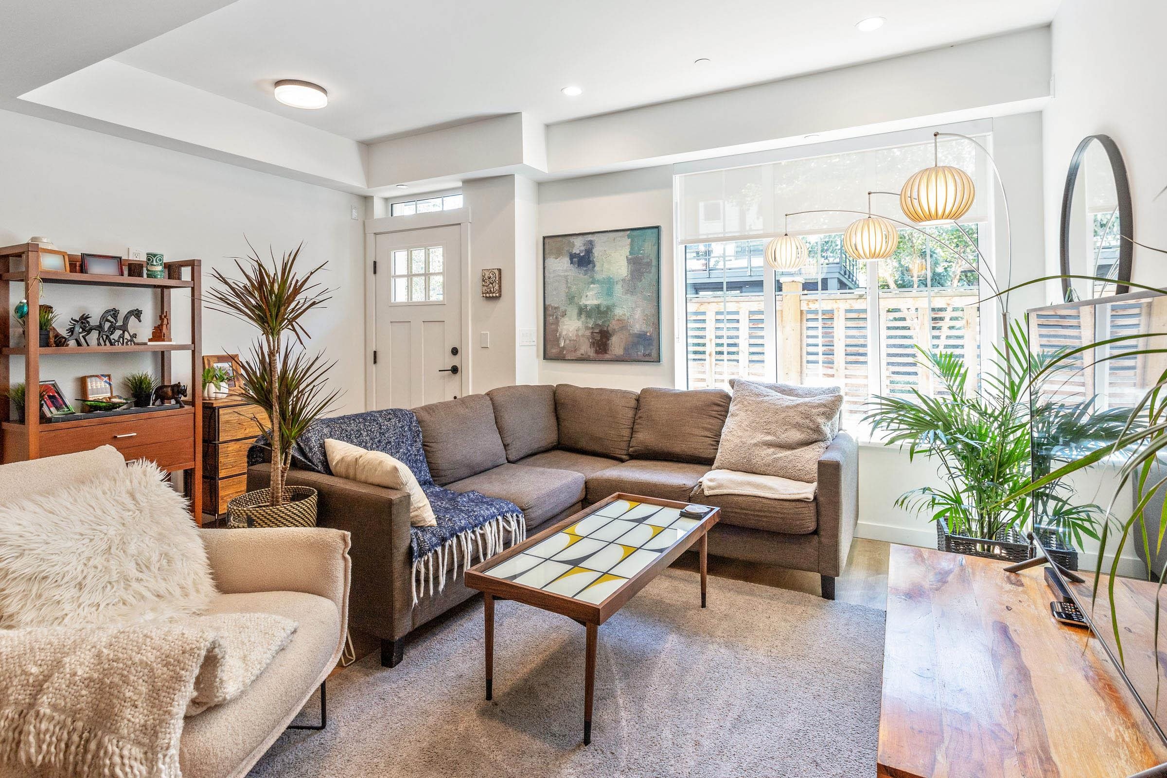 6 237 RIDGEWAY AVENUE, R3051529, BC,