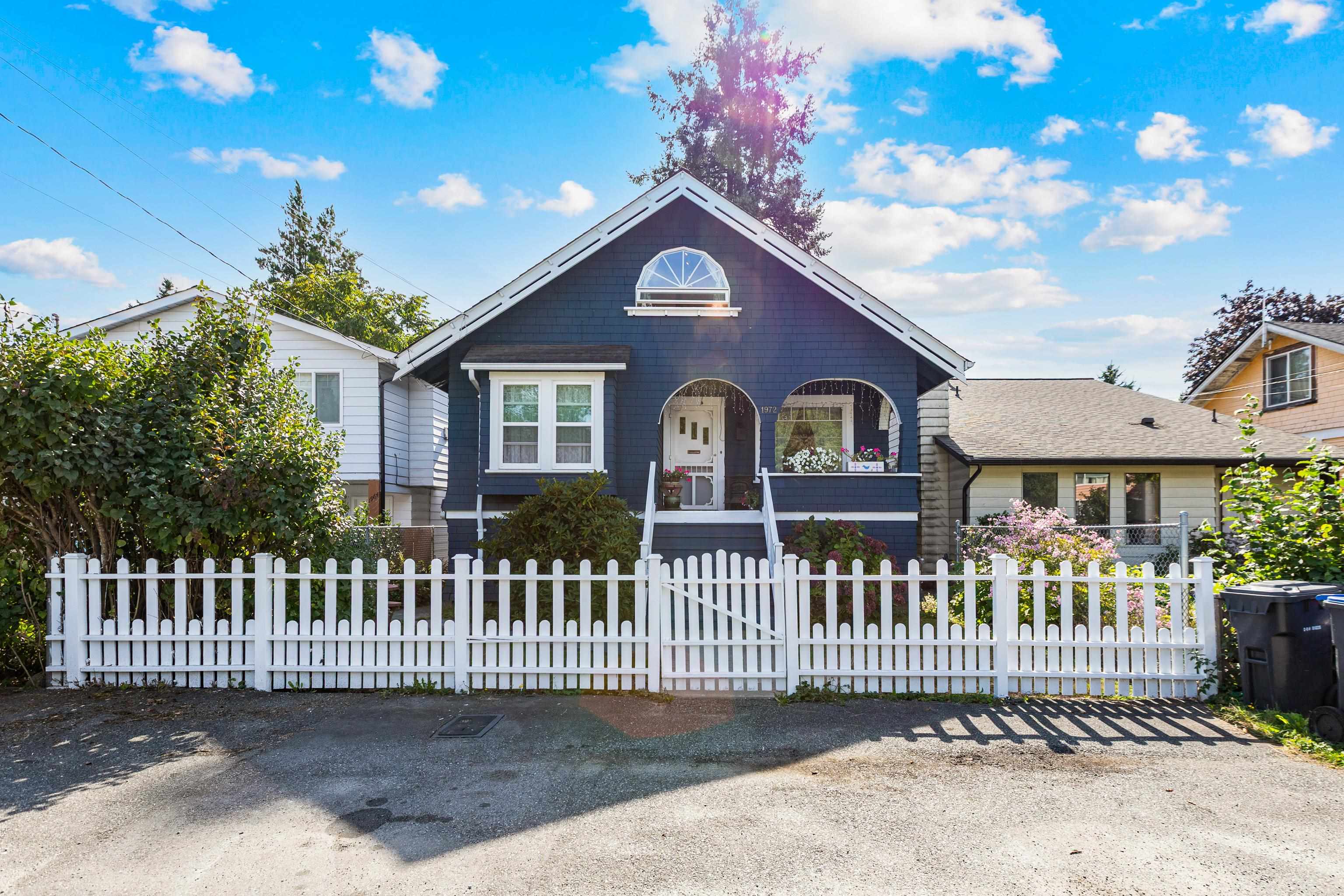 1972 FRASER AVENUE, Port Coquitlam BC V3B 1N3, R3051536, BC,