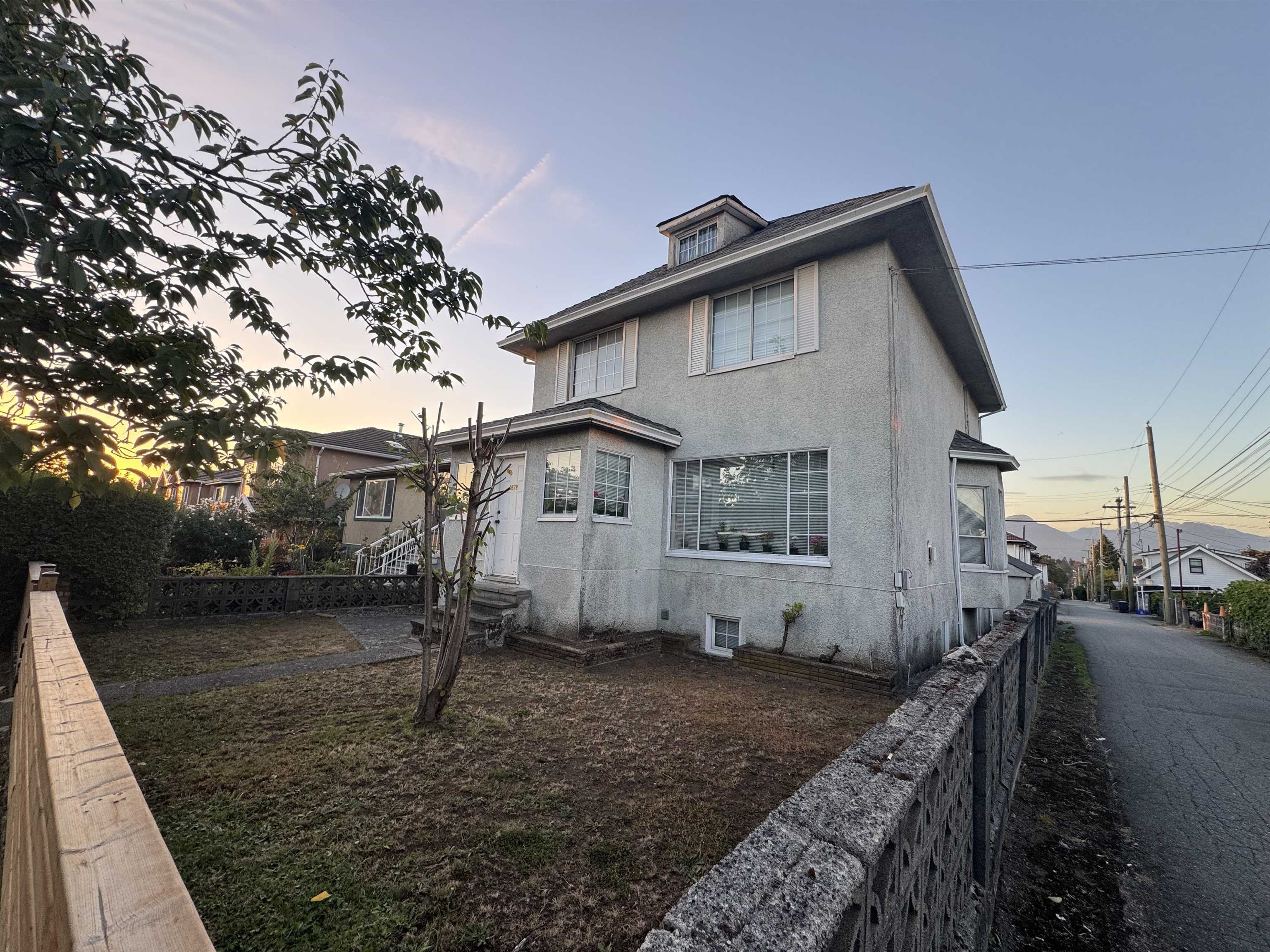 2679 E 22ND AVENUE, Vancouver BC V5M 2X6, R3051589, BC,
