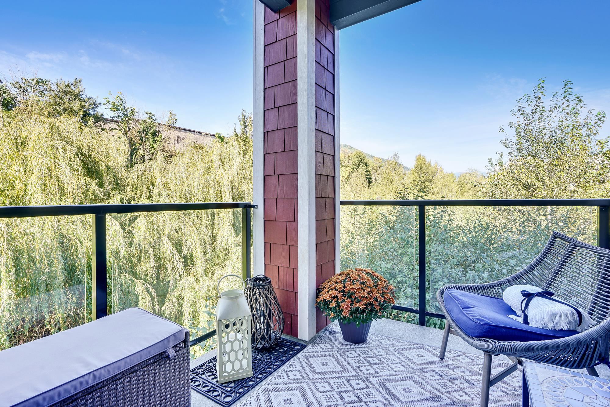 216 2238 WHATCOM ROAD, R3051614, BC,