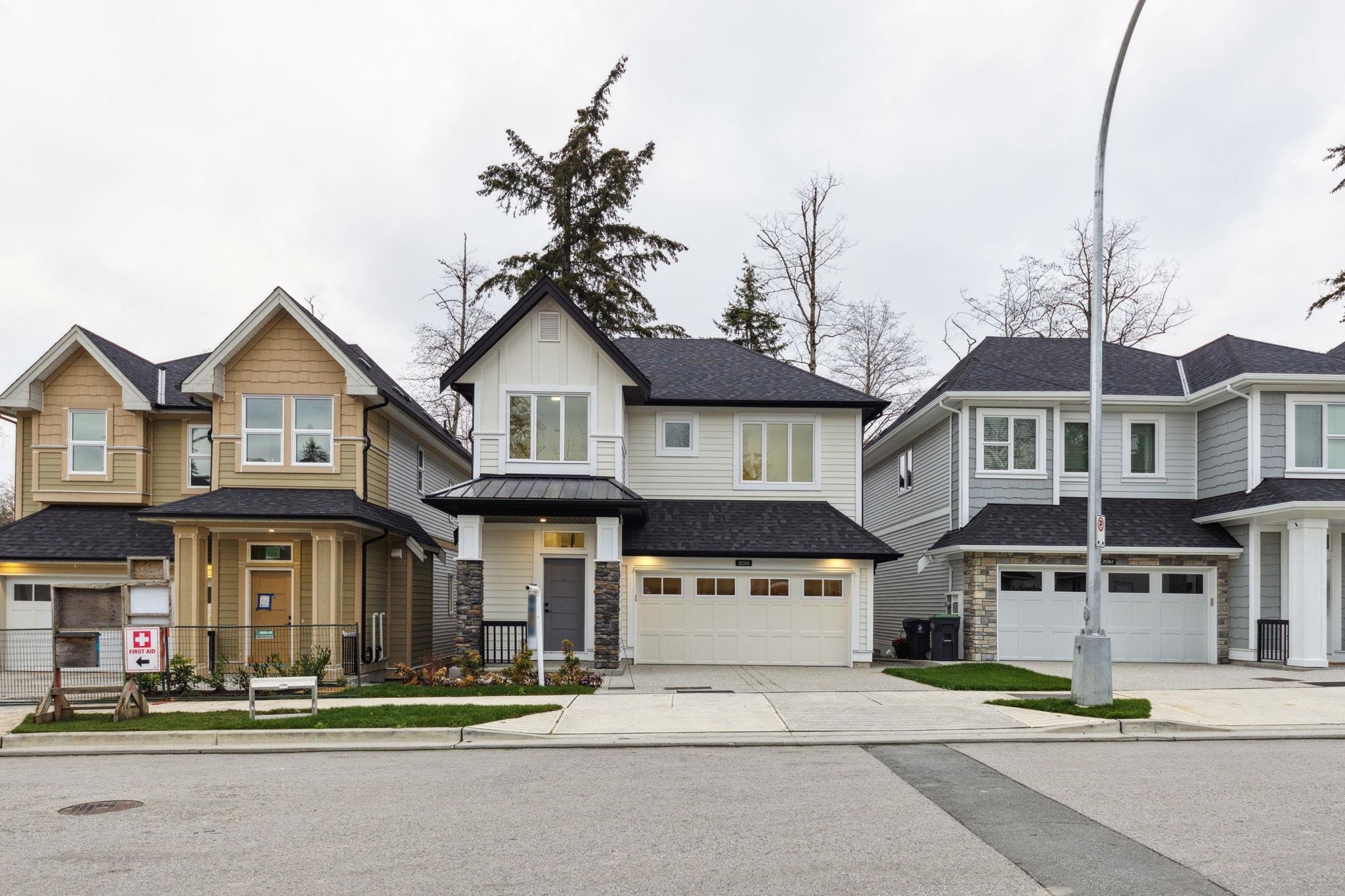 20337 76B AVENUE, Langley BC V2Y 3S9, R3051800, BC,