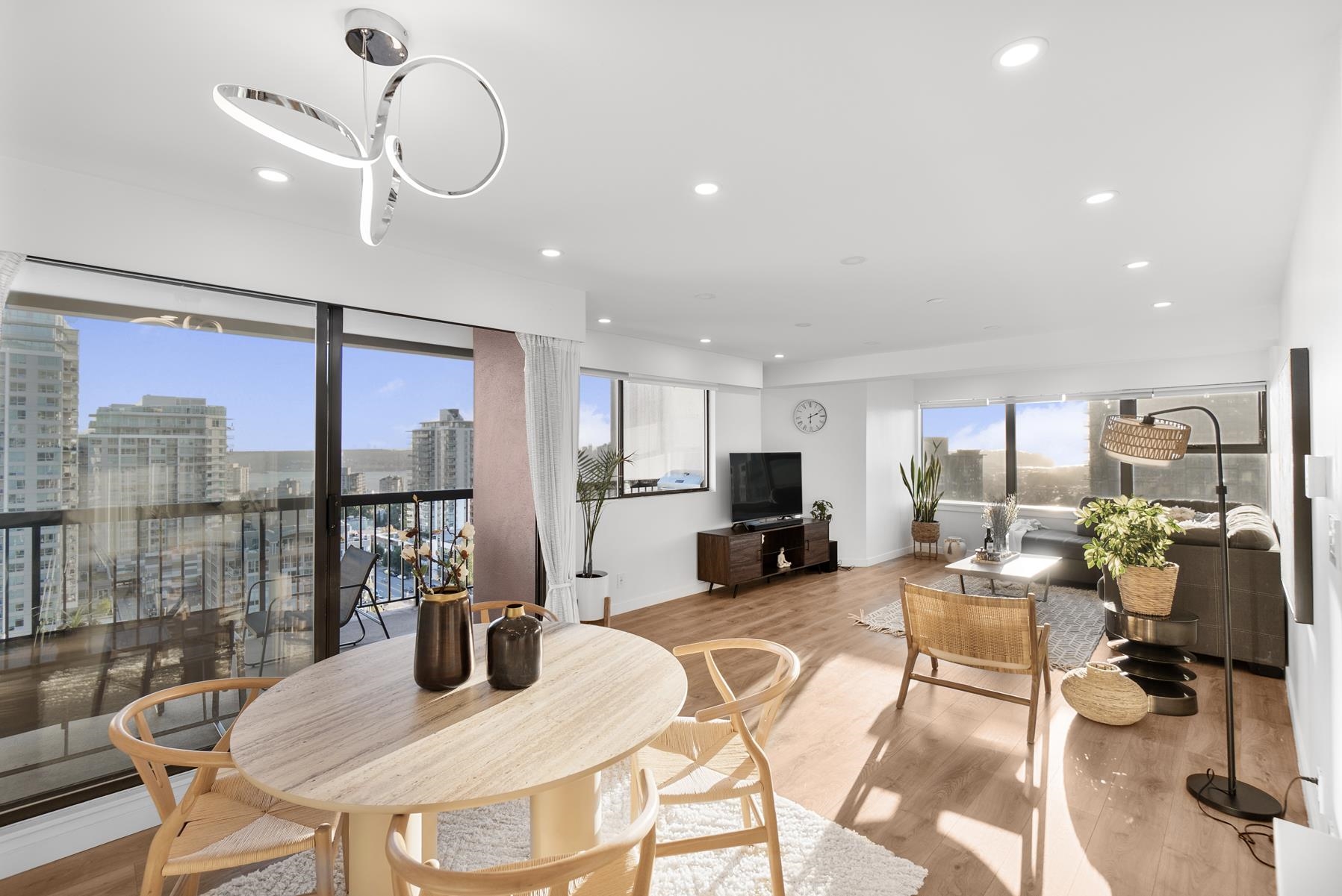 1304 1515 EASTERN AVENUE, R3051893, BC,