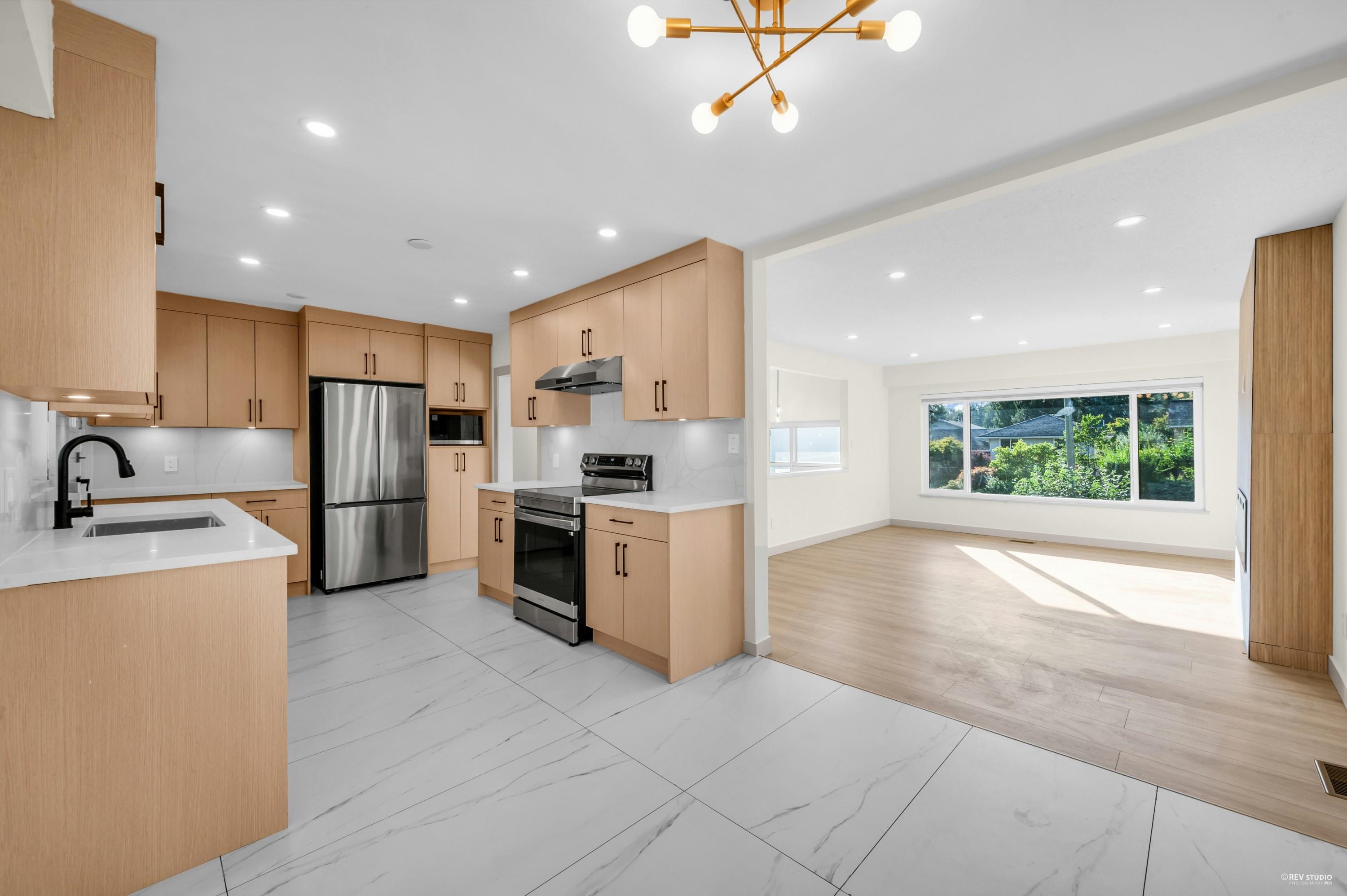 3640 ST. ANNE STREET, Port Coquitlam BC V3B 4G8, R3052113, BC,