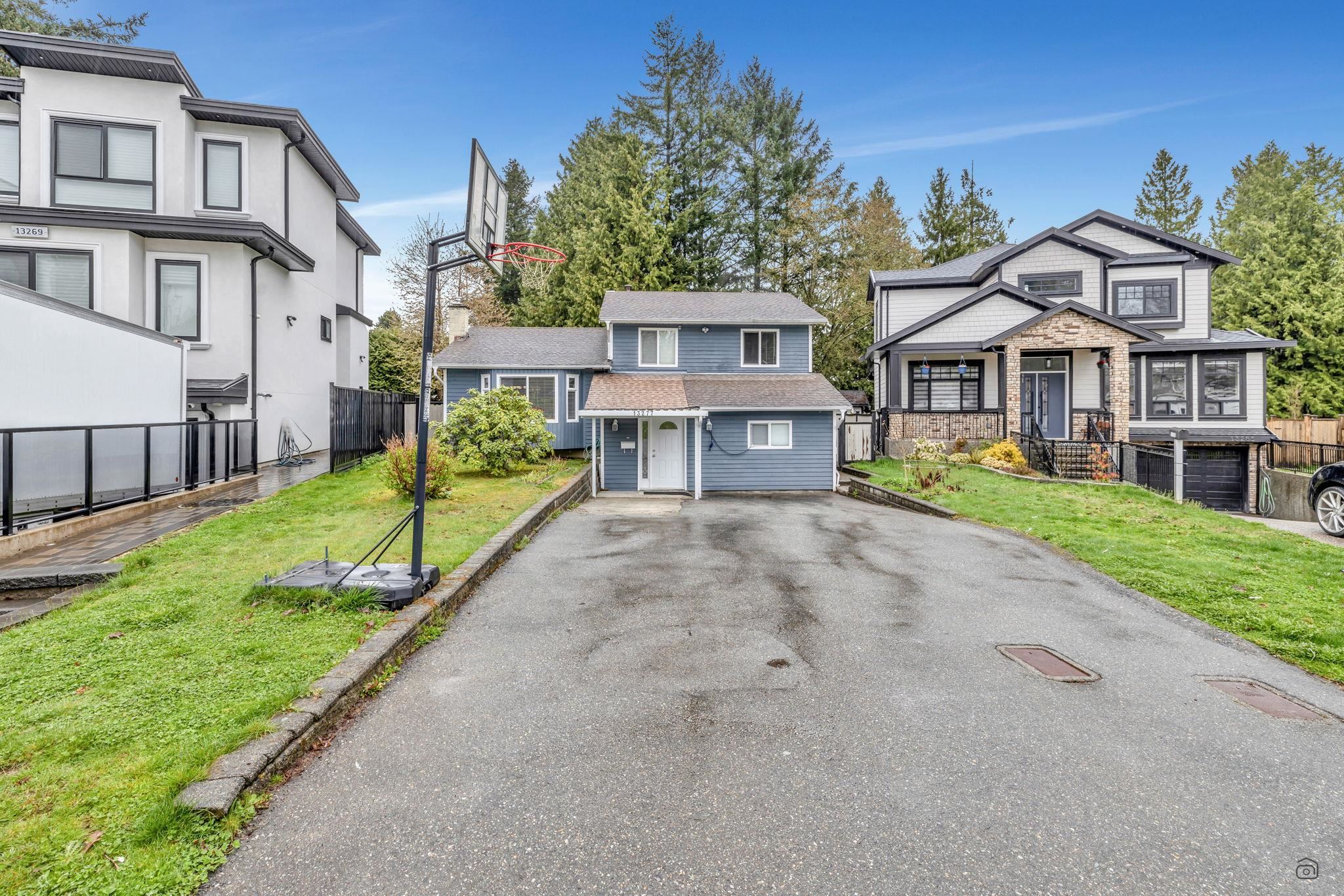 13277 64A AVENUE, Surrey BC V3W 7H9, R3052155, BC,