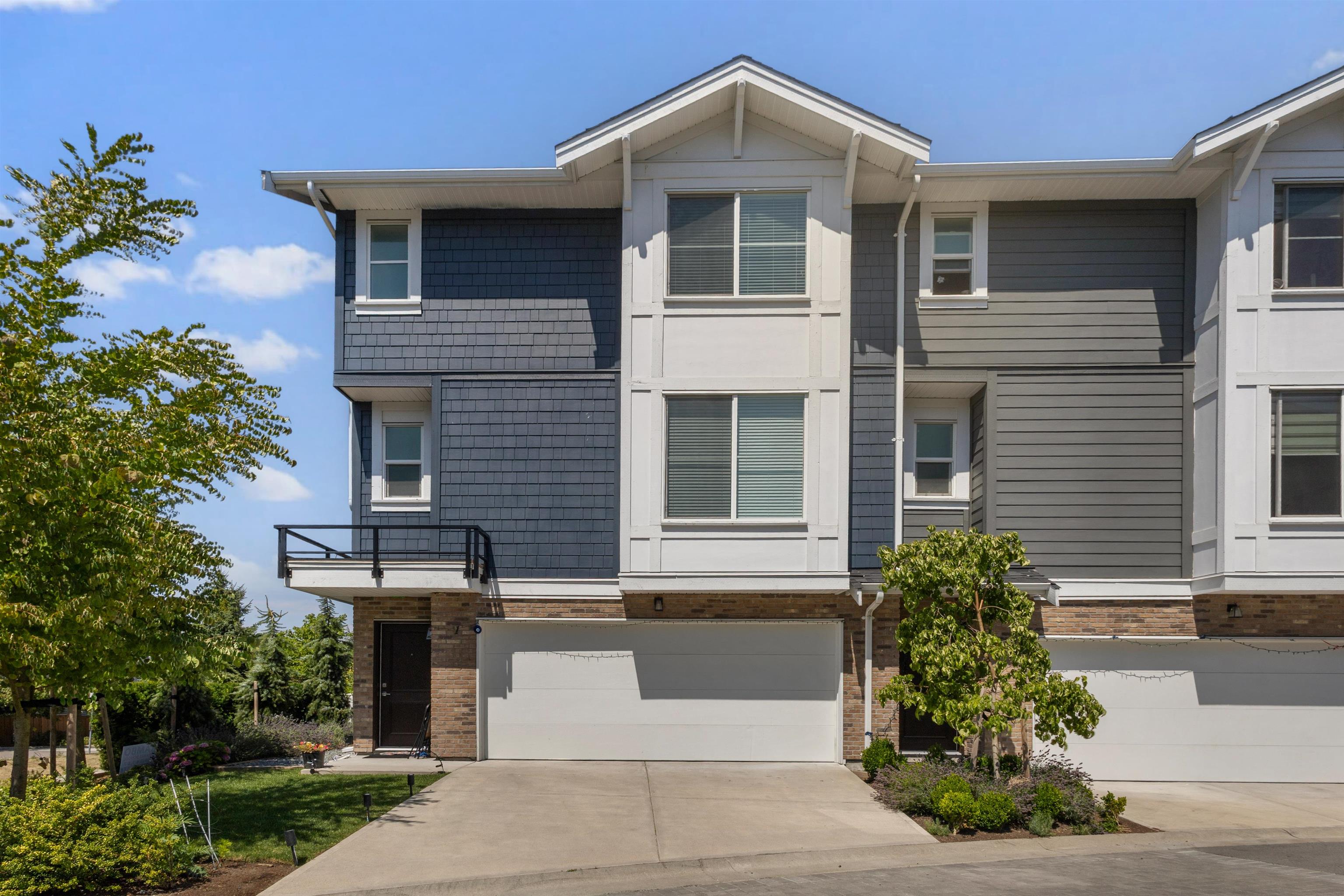 1 14355 62 AVENUE, R3052322, BC,