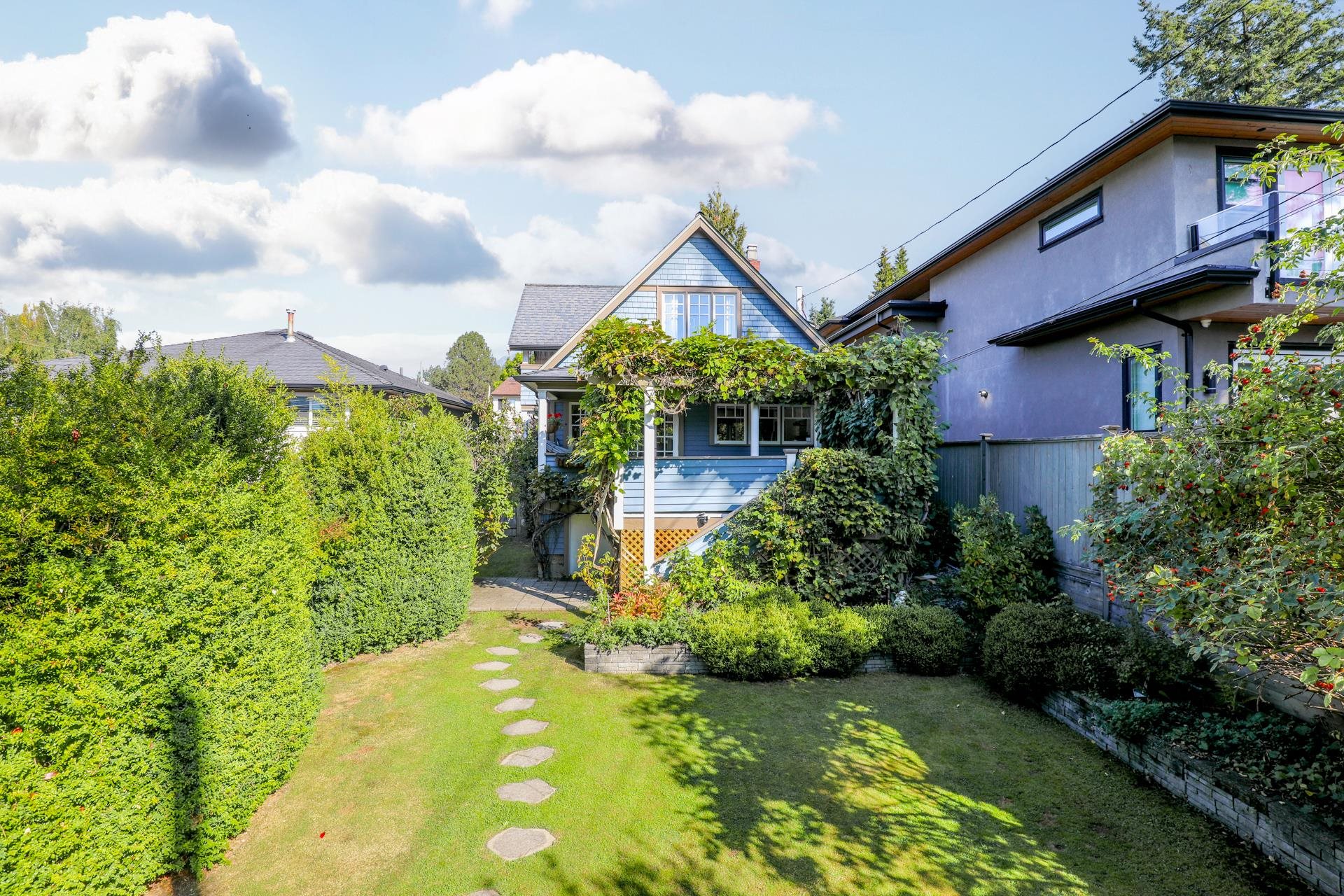 341 W 22ND STREET, North Vancouver BC V7M 2A3, R3052375, BC,