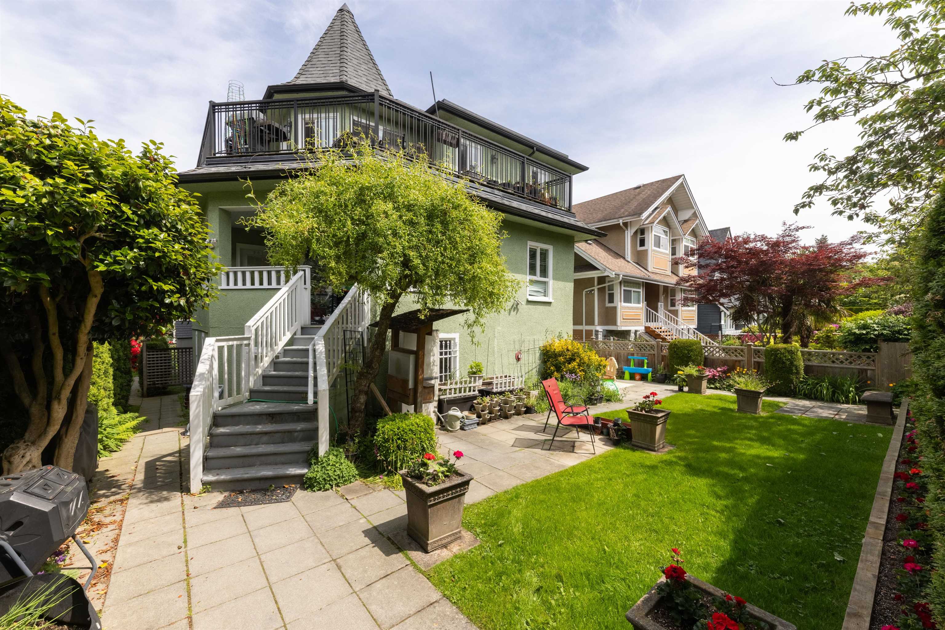 151 W 14TH AVENUE, Vancouver BC V5Y 1W8, R3052458, BC,