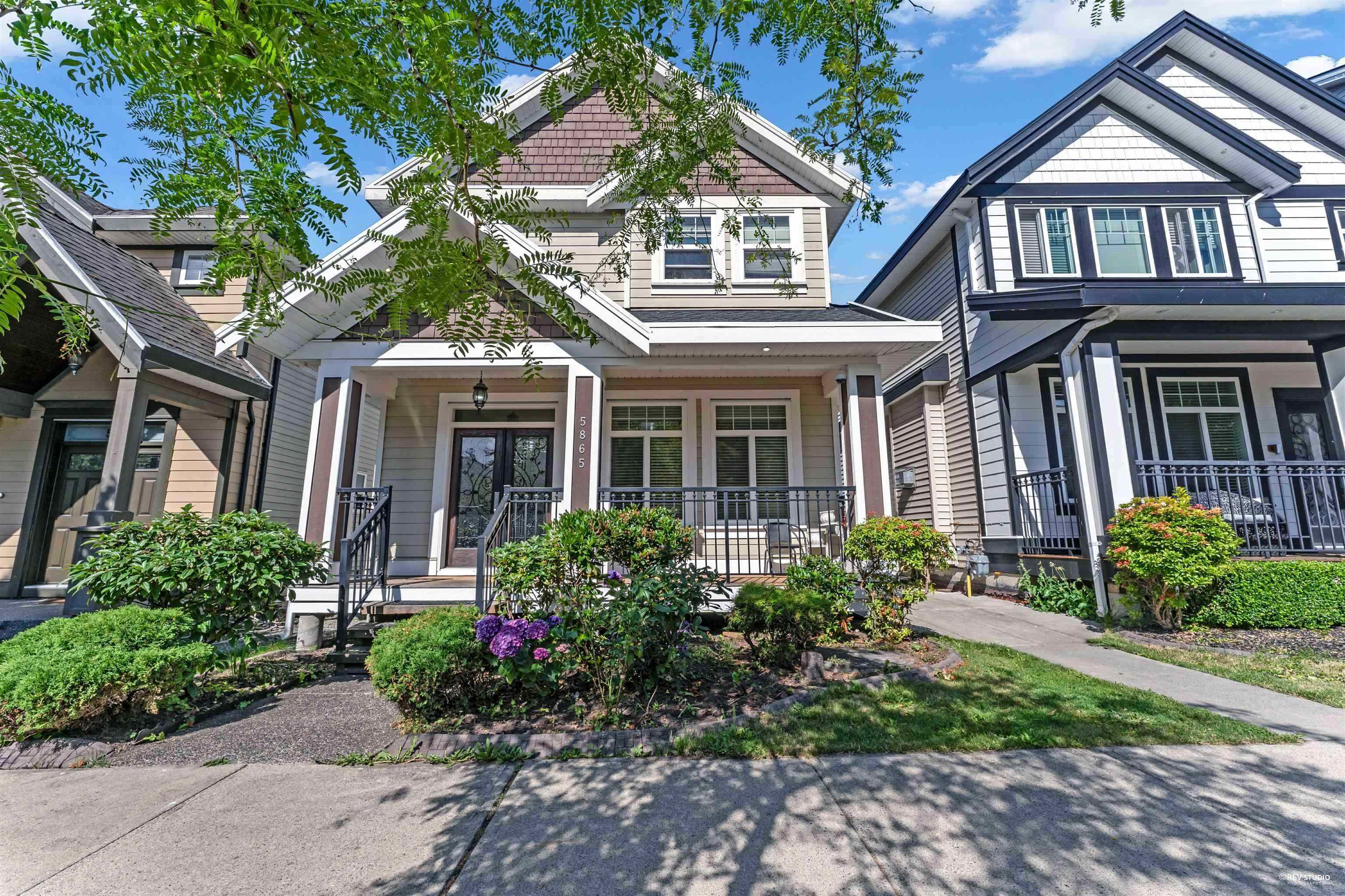 5865 131A STREET, Surrey BC V3X 0E4, R3052480, BC,