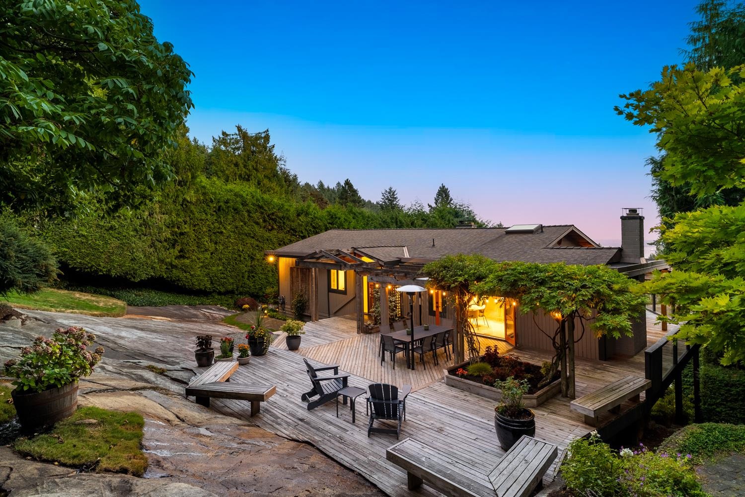 4615 WOODGREEN DRIVE, West Vancouver BC V7S 2V4, R3052498, BC,