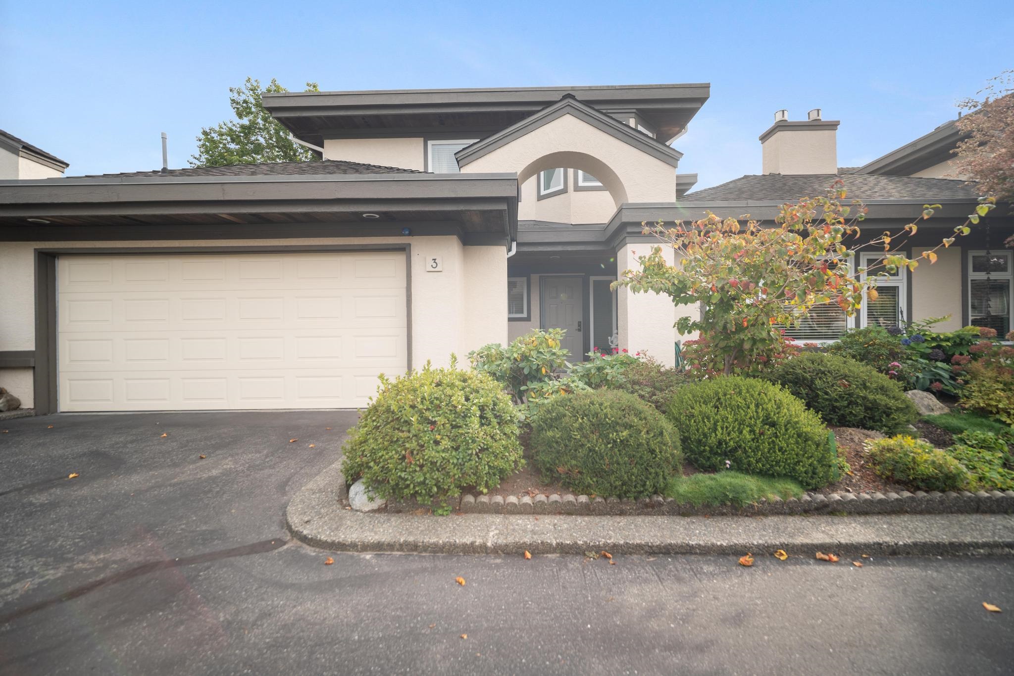 3 12969 17 AVENUE, R3052563, BC,