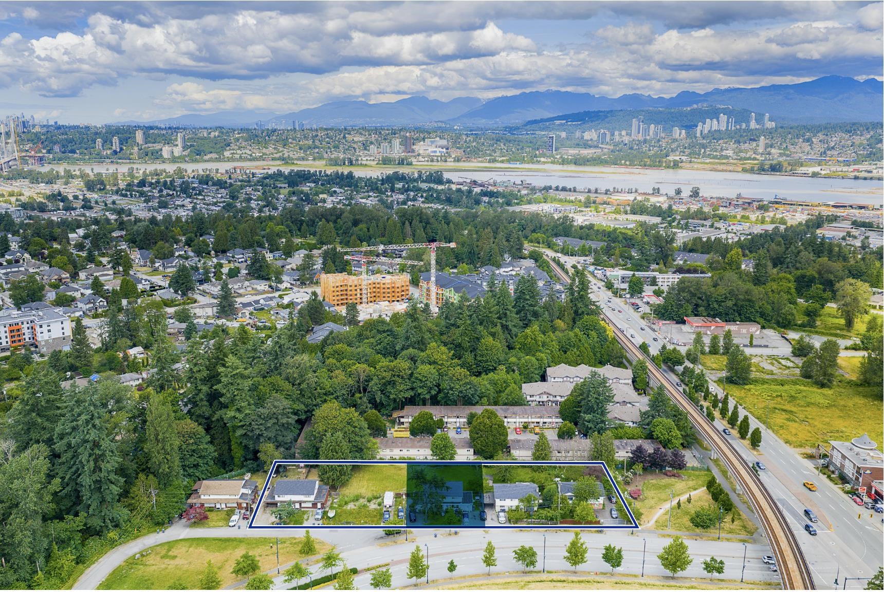 10957 UNIVERSITY DRIVE, Surrey BC V3T 3Z4, R3052713, BC,