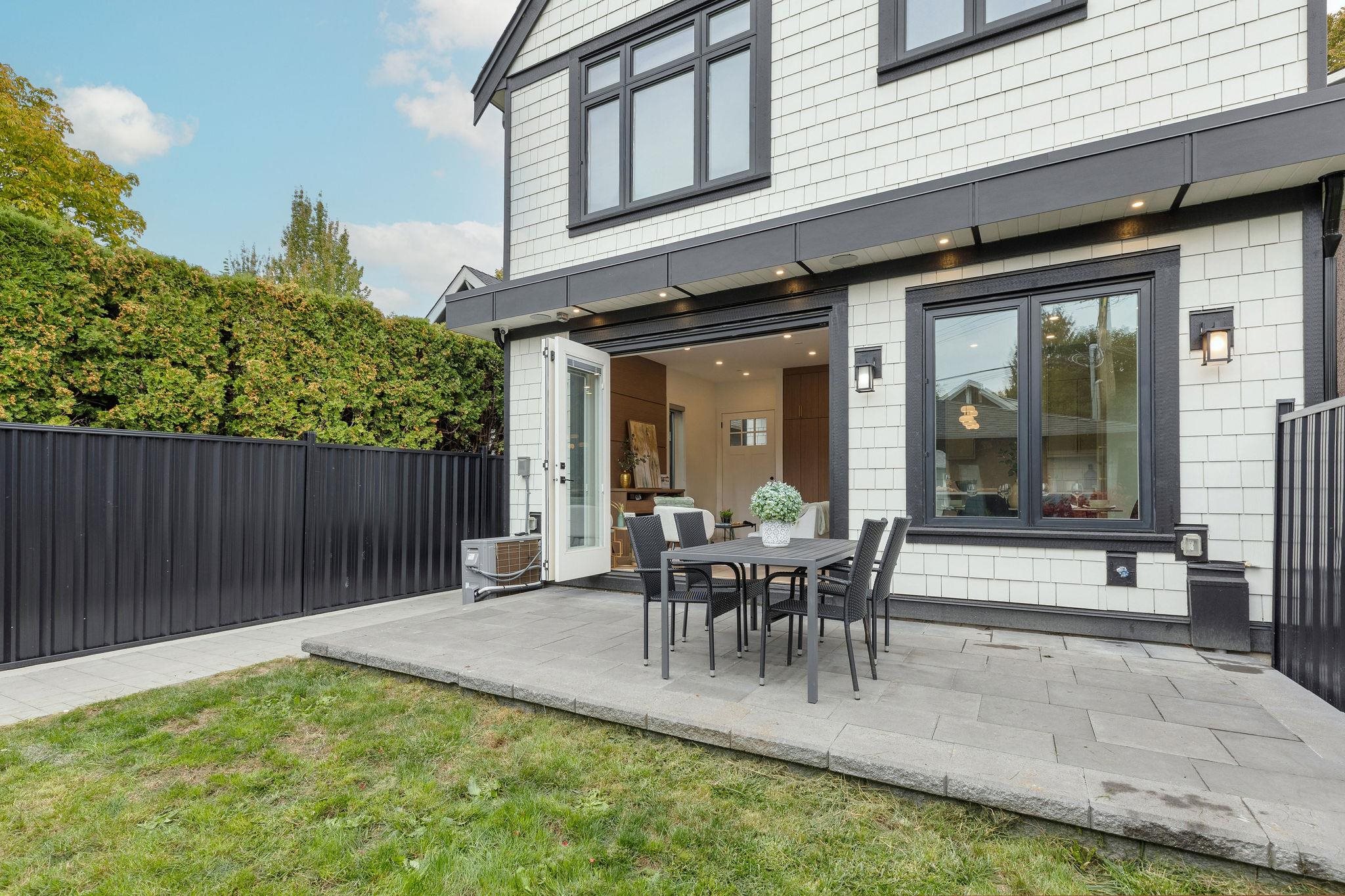 2334 E 5TH AVENUE, Vancouver BC V5N 1N1, R3052762, BC,