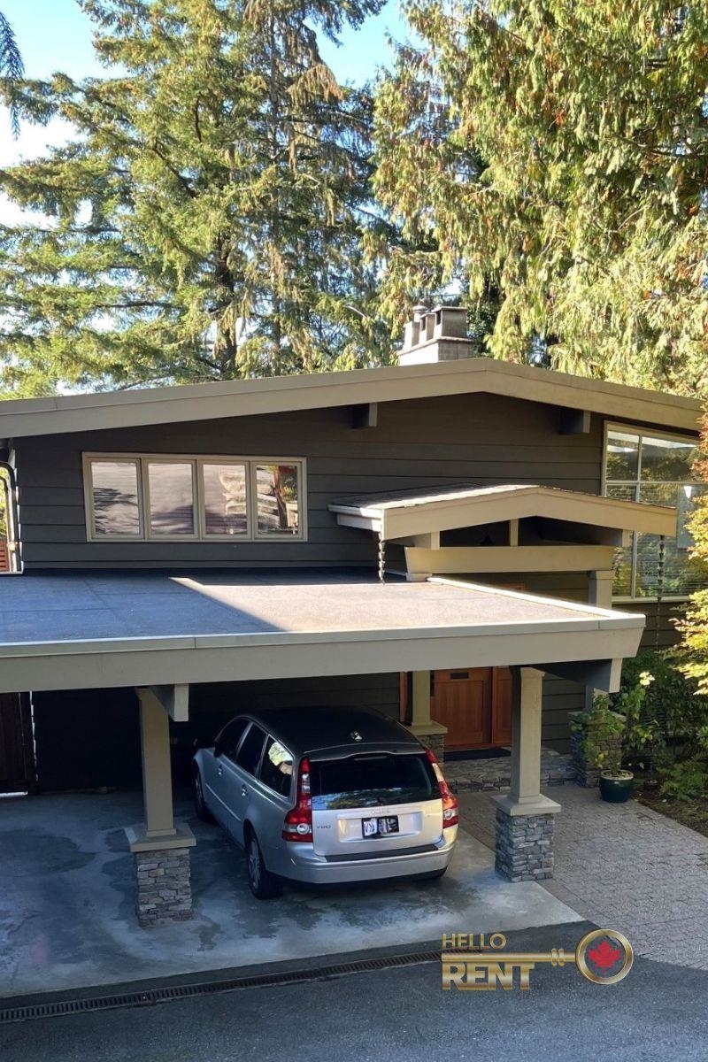 771 MONTROYAL BOULEVARD, North Vancouver BC V7R 2G4, R3052849, BC,