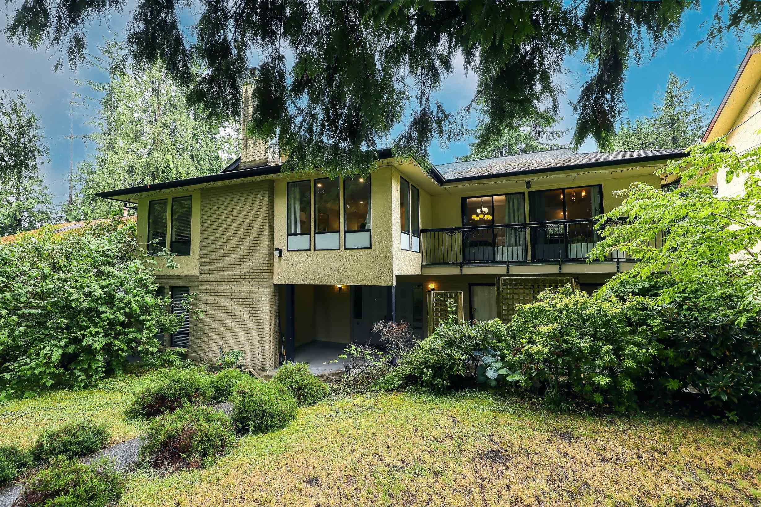 512 MENTMORE STREET, Coquitlam BC V3J 4P6, R3052885, BC,