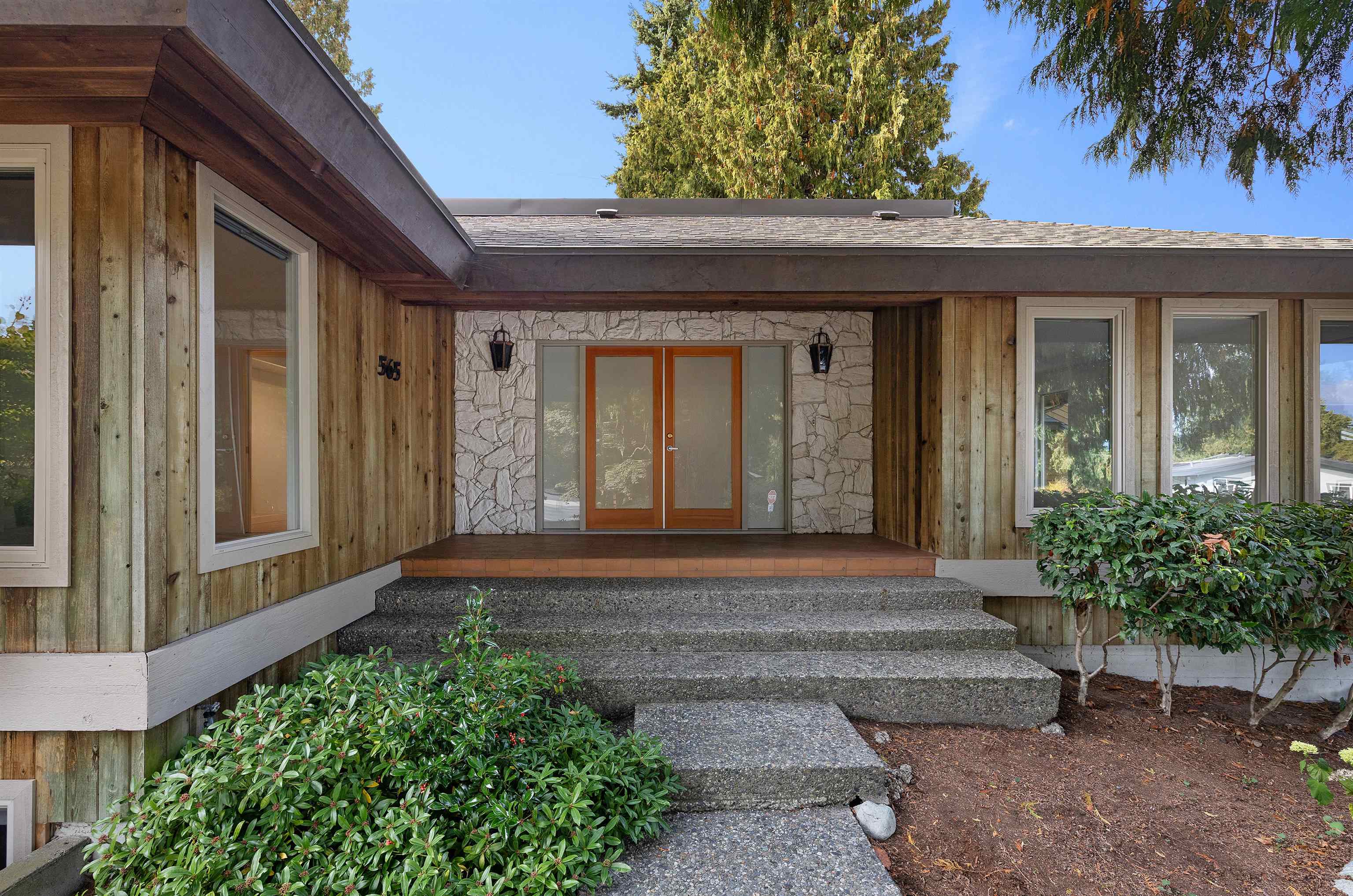 565 TRALEE CRESCENT, Delta BC V4M 3R9, R3052904, BC,