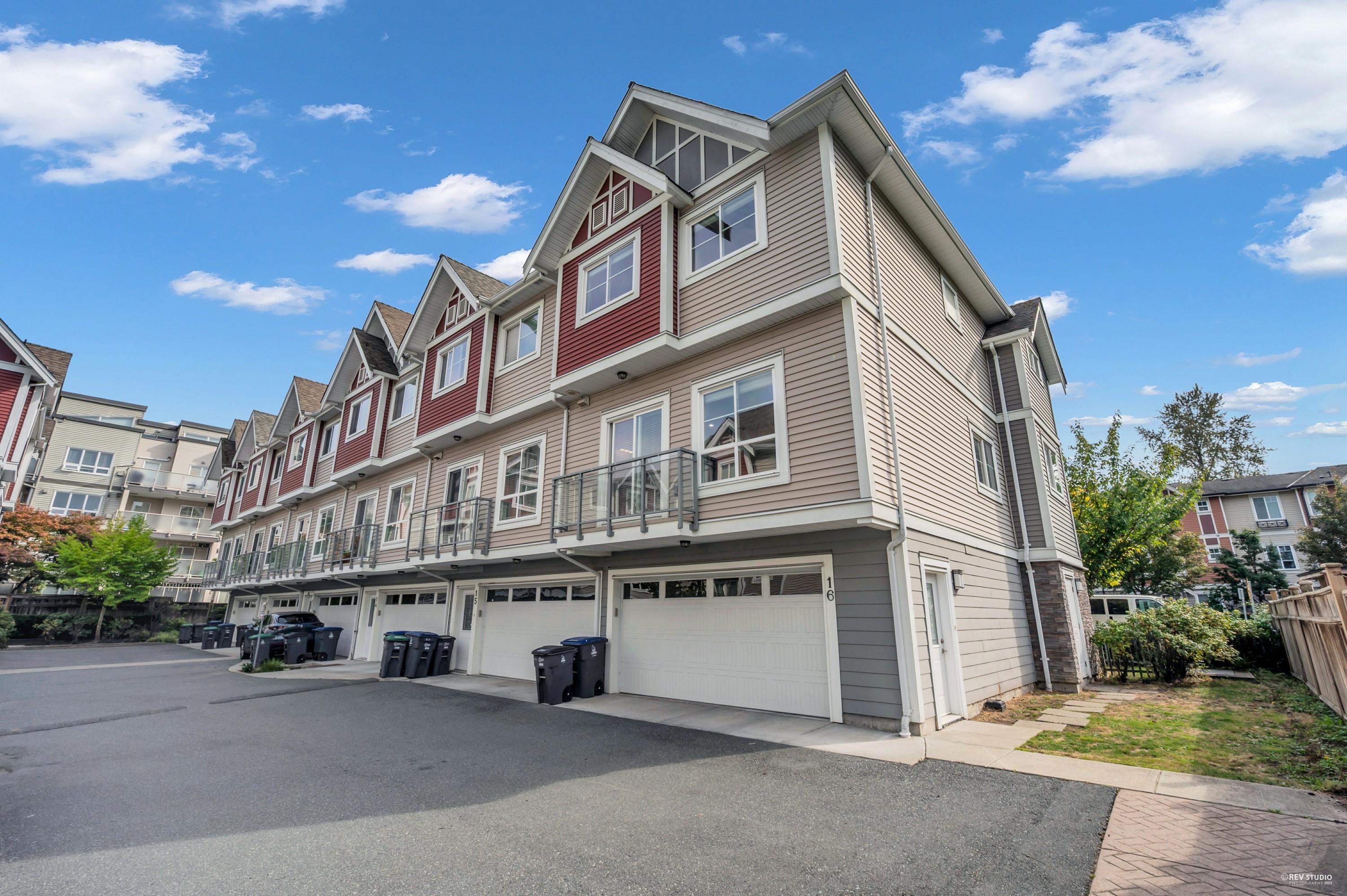 16 14320 103A AVENUE, R3053016, BC,