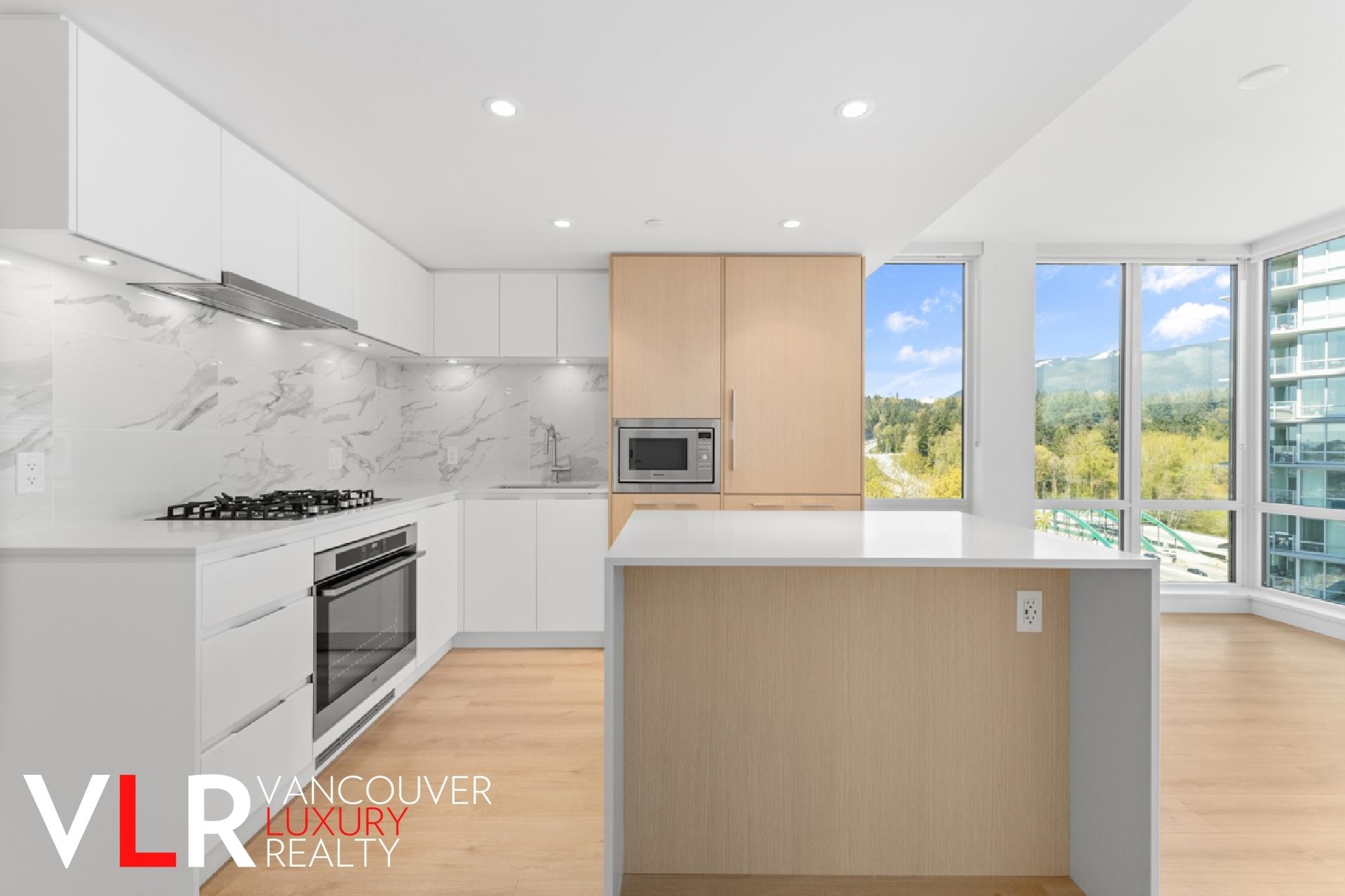 1202 1500 FERN STREET, R3053069, BC,
