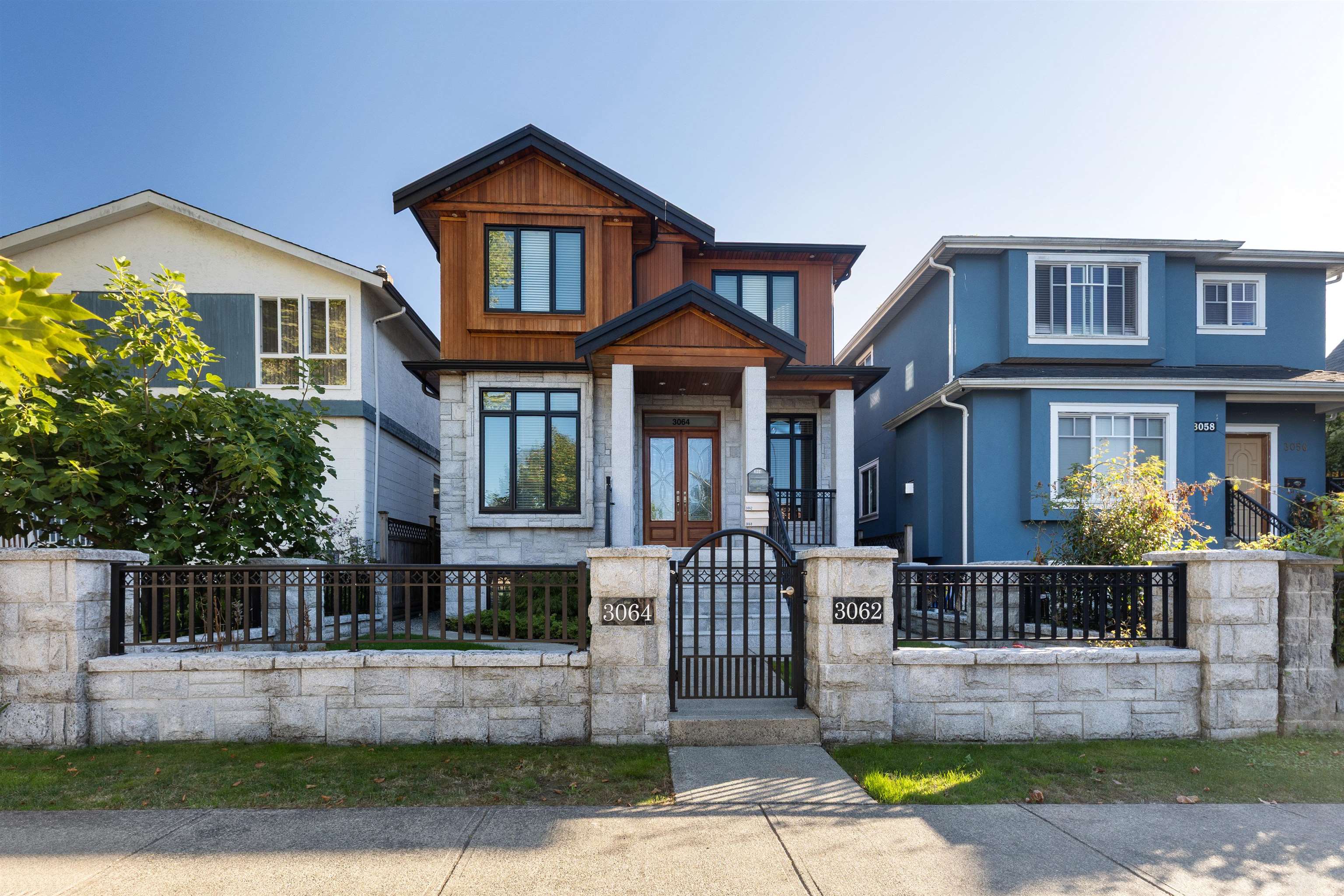 3064 E 19TH AVENUE, Vancouver BC V5M 2S9, R3053100, BC,