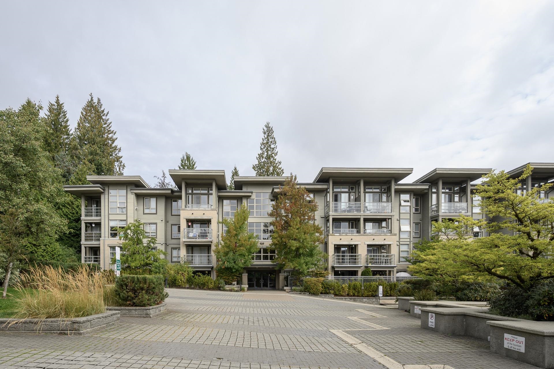 210 9319 UNIVERSITY CRESCENT, R3053105, BC,