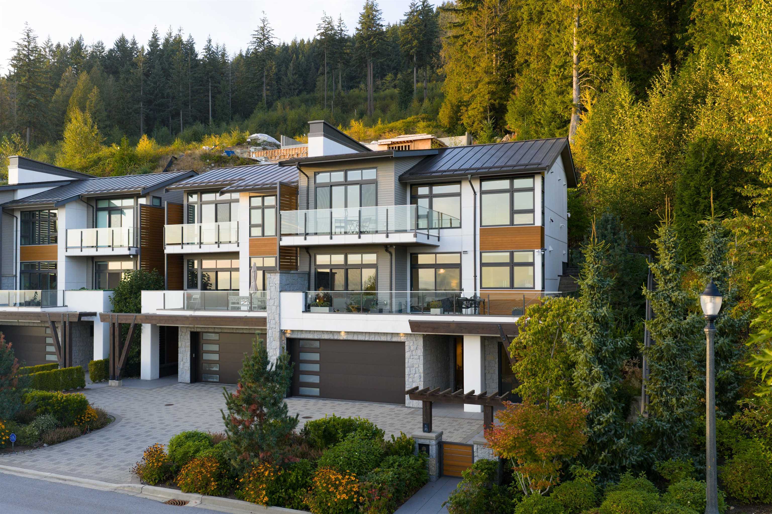 2821 CHIPPENDALE ROAD, West Vancouver BC V7S 0A7, R3053225, BC,