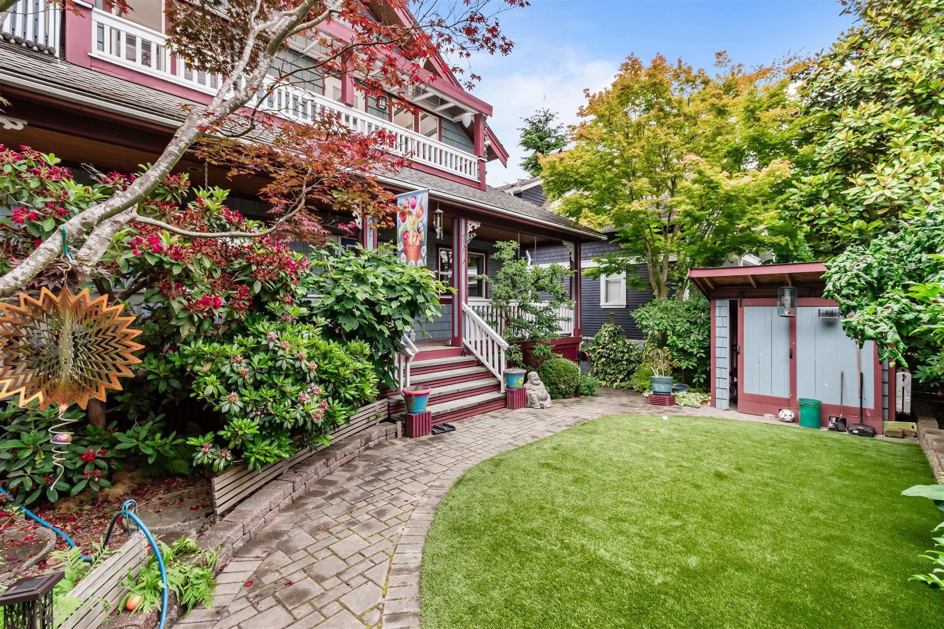 419 E 23RD AVENUE, Vancouver BC V5V 1X7, R3053389, BC,