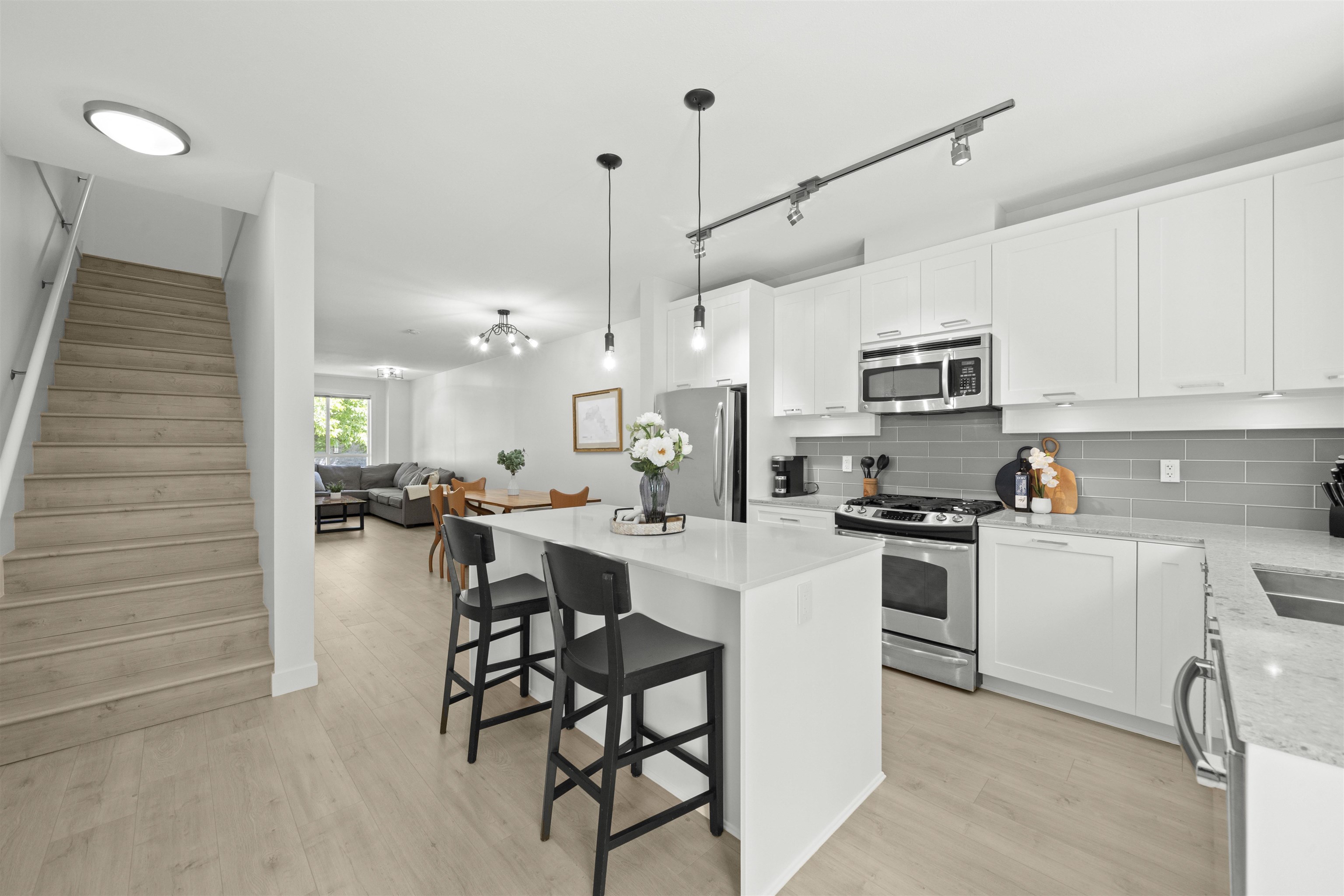 3 3395 GALLOWAY AVENUE, R3053526, BC,