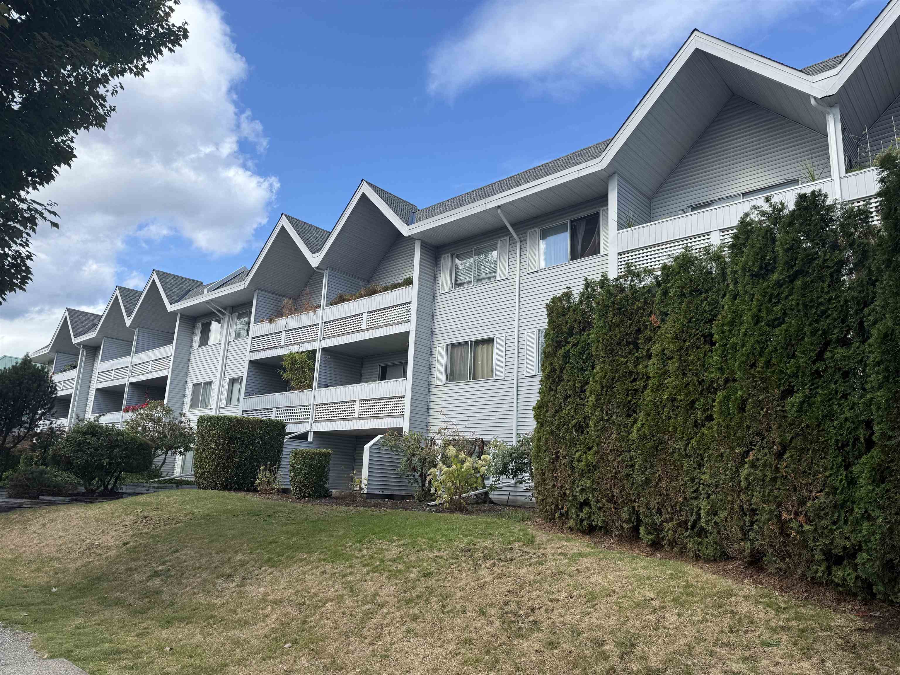 108 2055 SUFFOLK AVENUE, R3053609, BC,