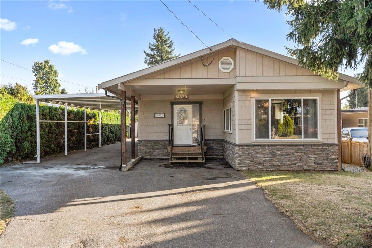 31520 LOMBARD AVENUE, Abbotsford BC V2T 6M6, R3053639, BC,
