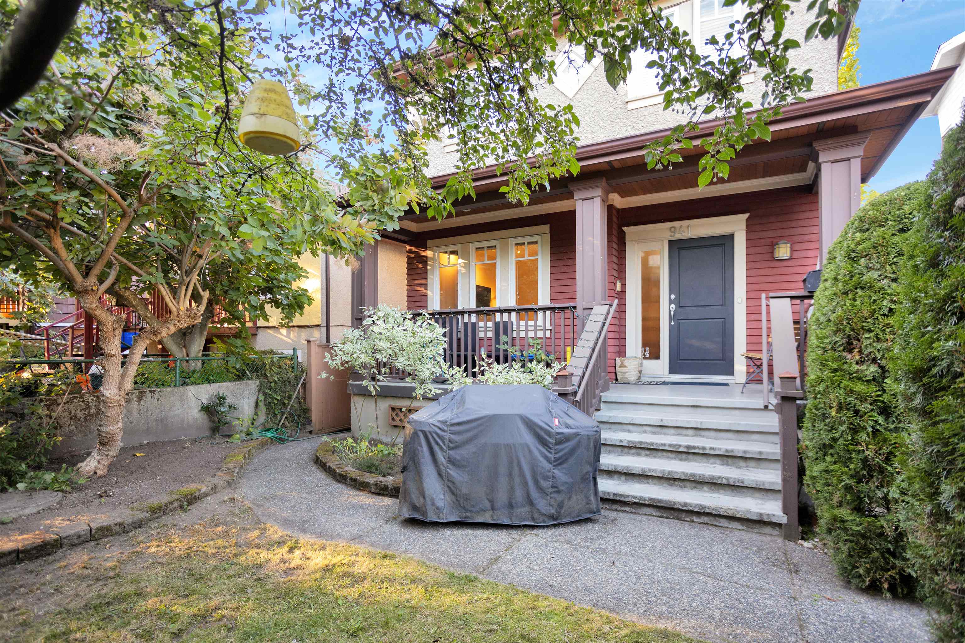 941 13TH E AVENUE, Vancouver BC V5T 2L7, R3053741, BC,
