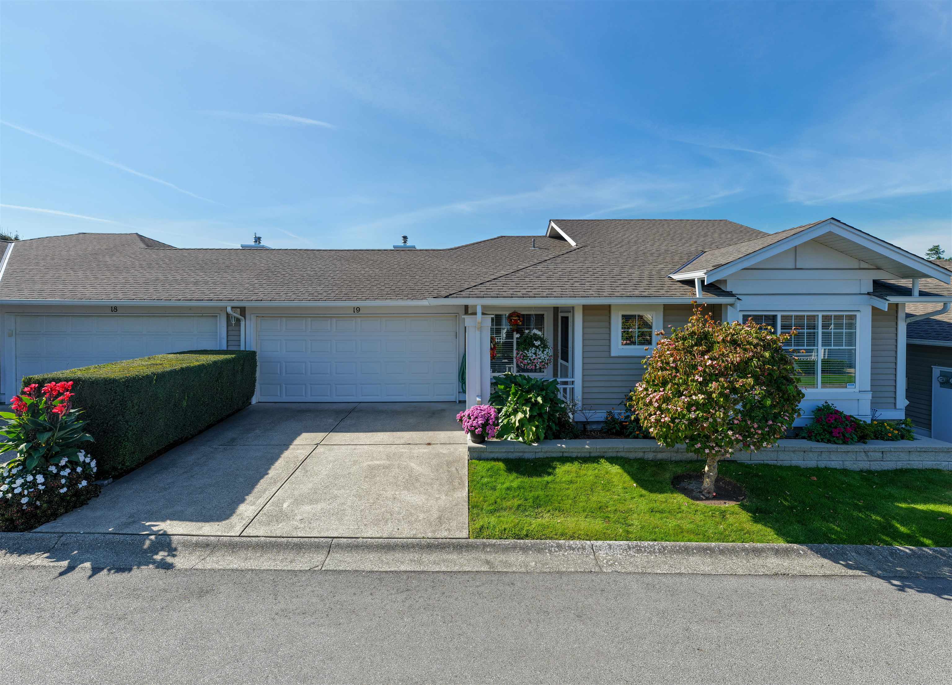 19 6885 184 STREET, R3053800, BC,