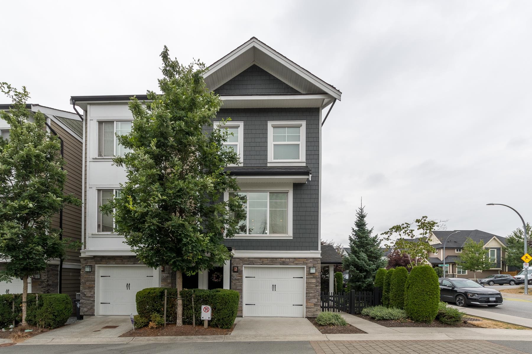 36 21150 76A AVENUE, R3053831, BC,