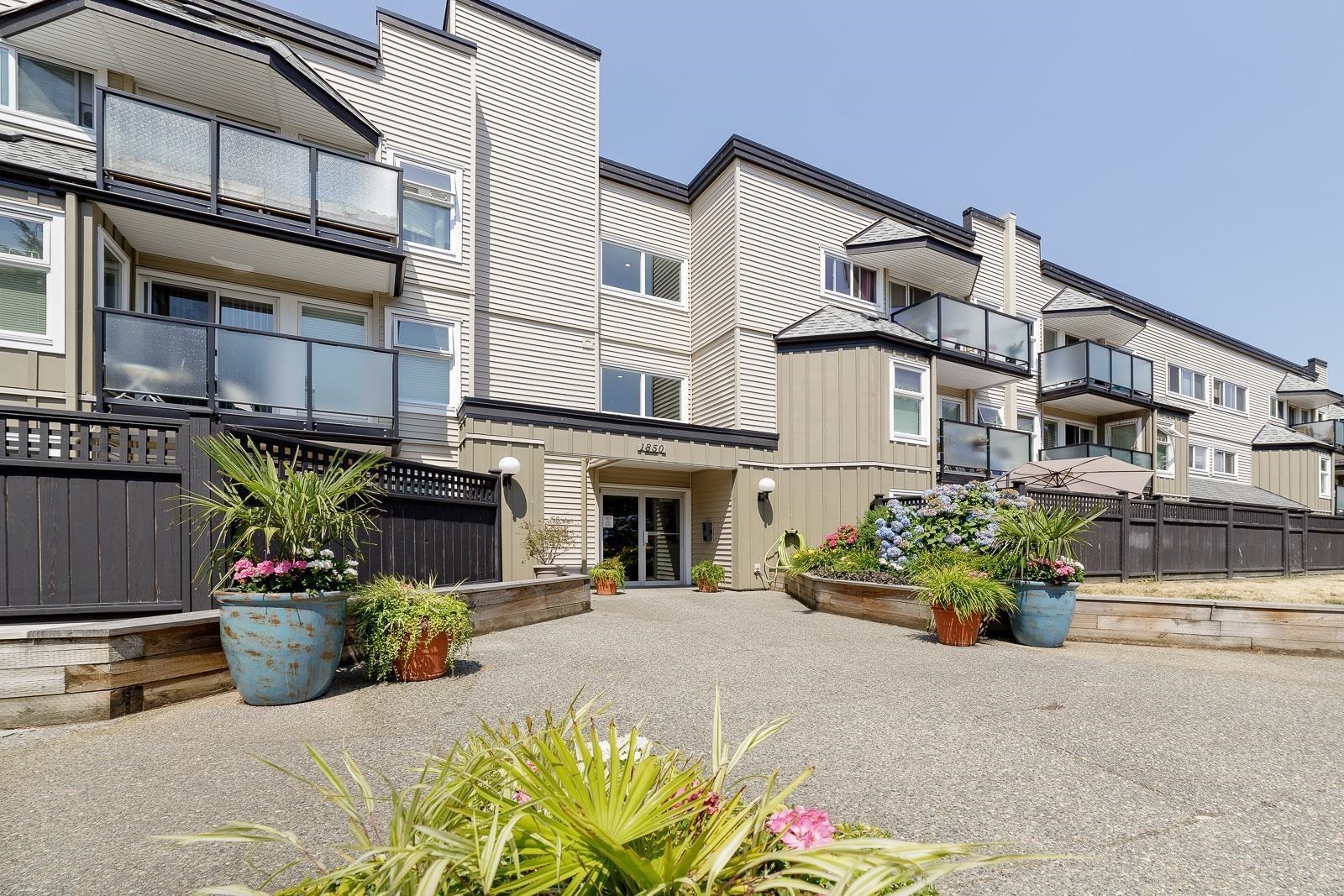 104 1850 SOUTHMERE CRESCENT, R3053941, BC,
